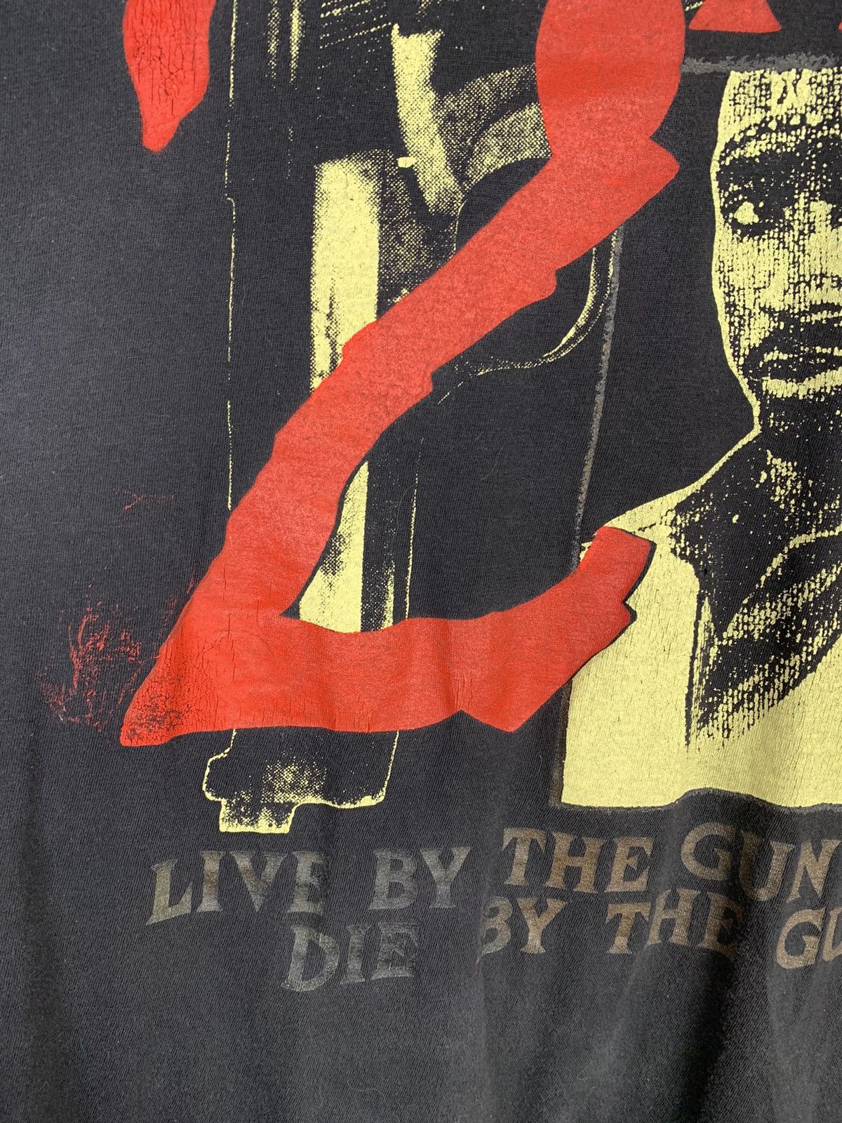 Band Tees Vintage 90s Tupac "Live By The Gun Die By The Gun" T-Shirt Size US L / EU 52-54 / 3 - 10 Thumbnail