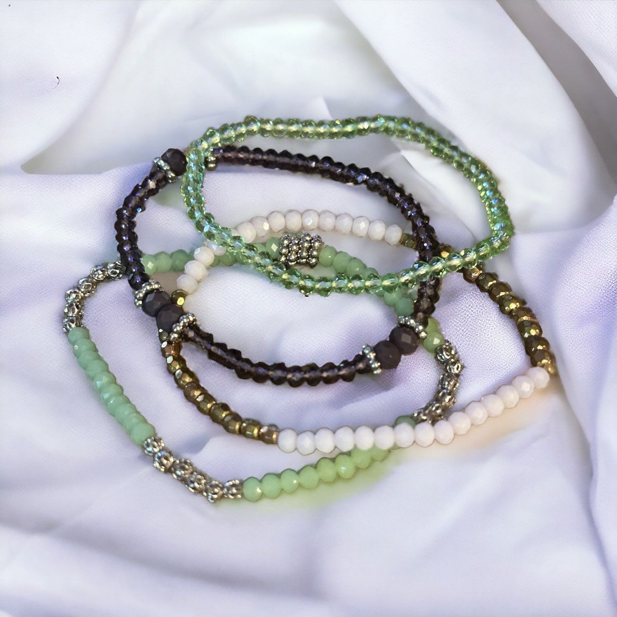 Other Glass bead stretch bracelet bundle Size ONE SIZE - 1 Thumbnail