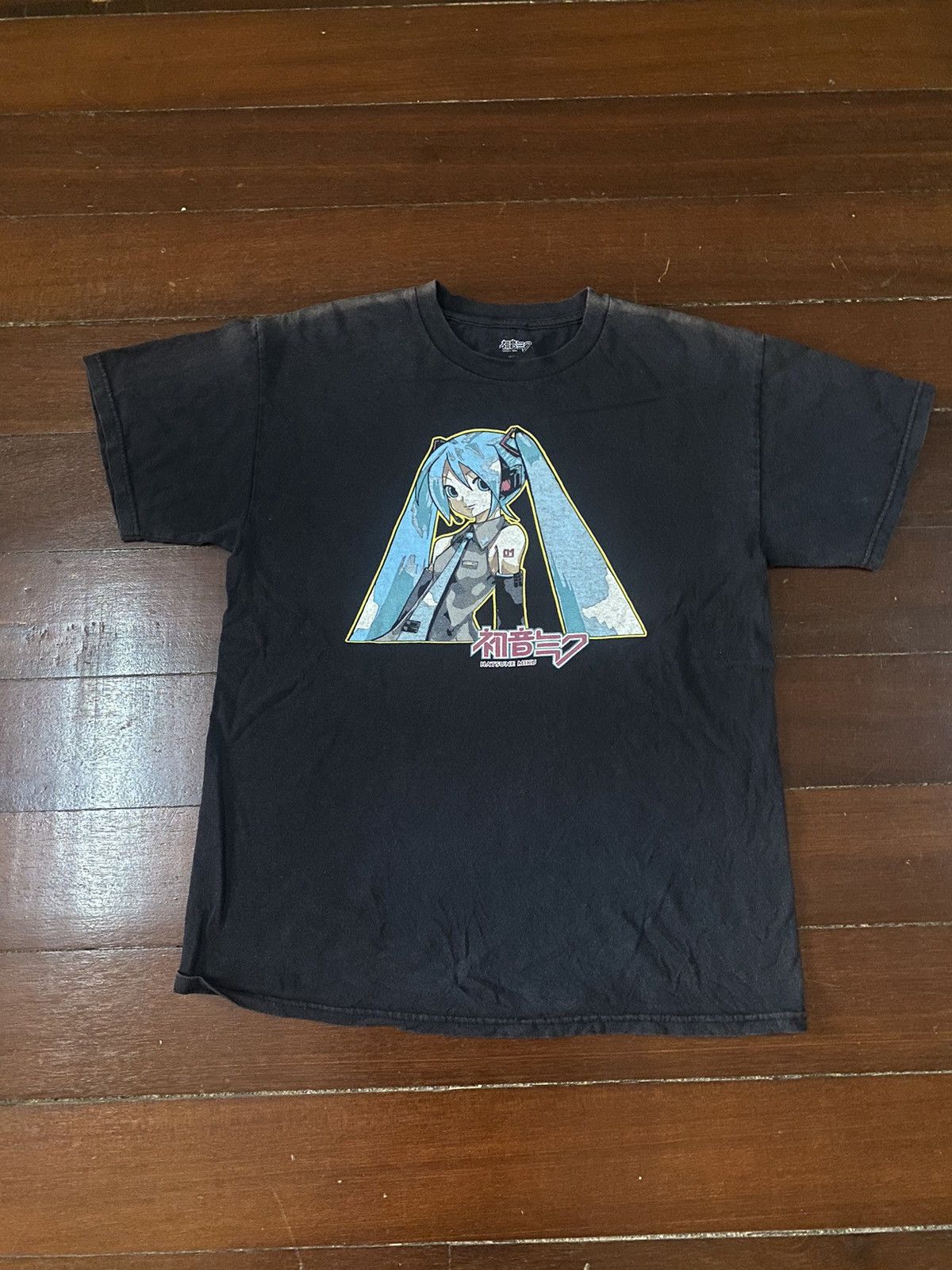 Anime × Vintage Rare hatsune miku anime manga sun faded Size US M / EU 48-50 / 2 - 2 Thumbnail