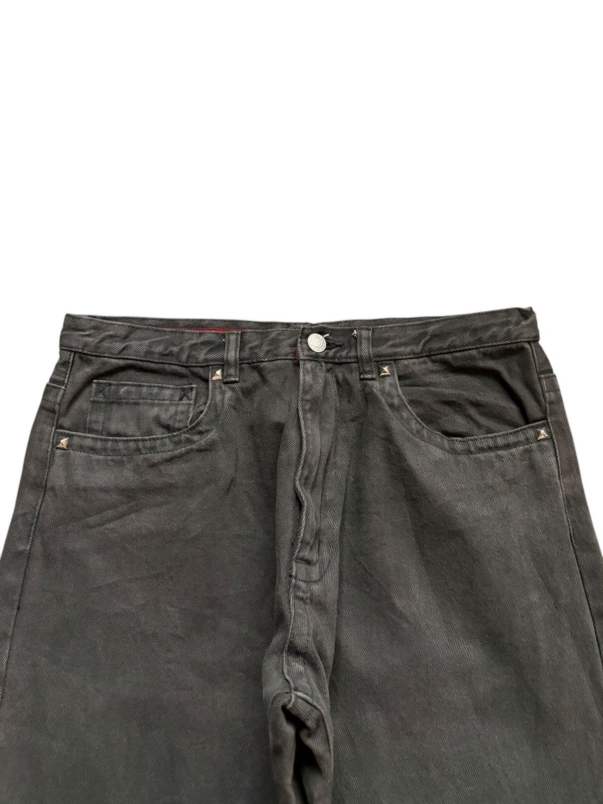 Japanese Brand Vintage Japanese Brand Studded Buckle Back Loose Jeans Size US 31 - 4 Thumbnail