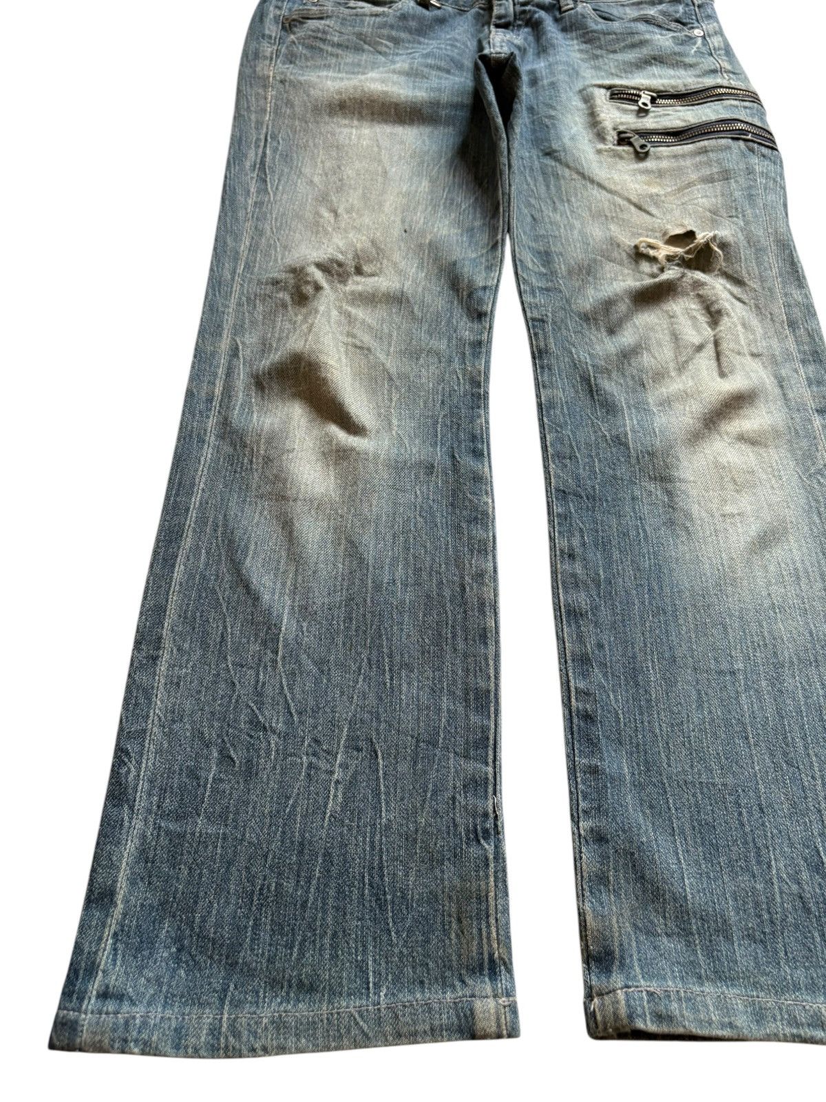 Japanese Brand Vintage Japanese Brand Tactical Mud Wash Ripped Jeans Size US 33 - 6 Thumbnail