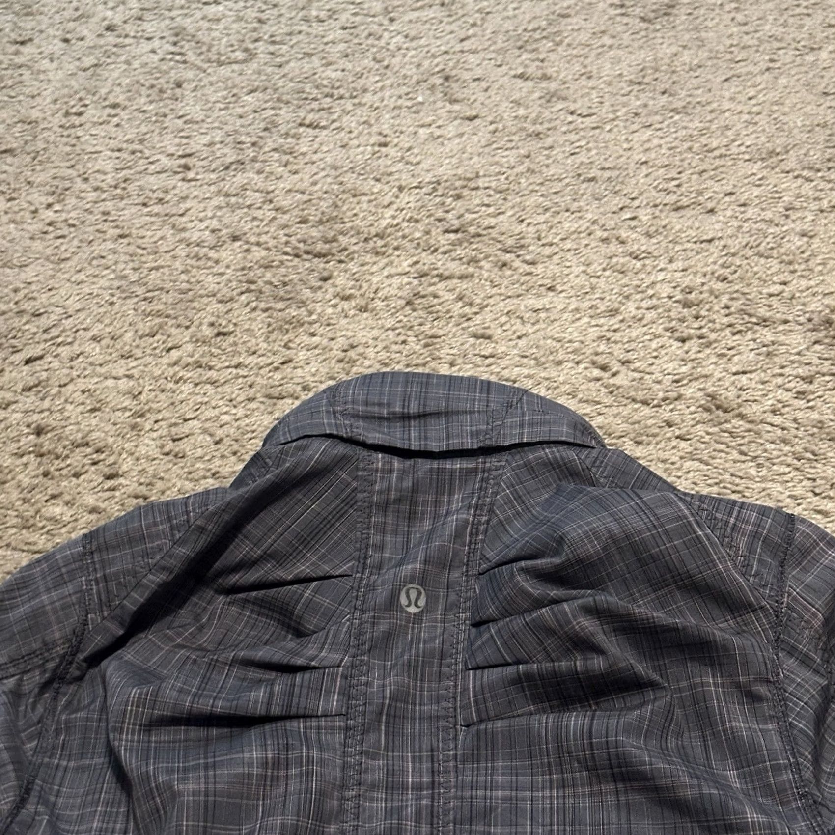 Lululemon Lululemon Jacket Full Zip Yoga Gym Athleisure Performance Gray Size 4 Size S / US 4 / IT 40 - 4 Thumbnail