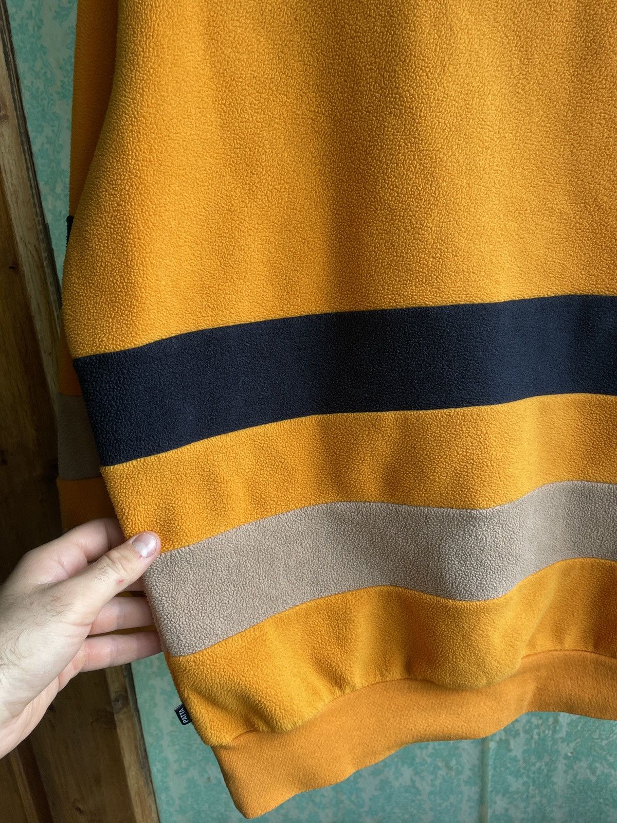 Patta Patta Micro Fleece Bahamas Sweater in Black & Yellow Size US M / EU 48-50 / 2 - 19 Thumbnail