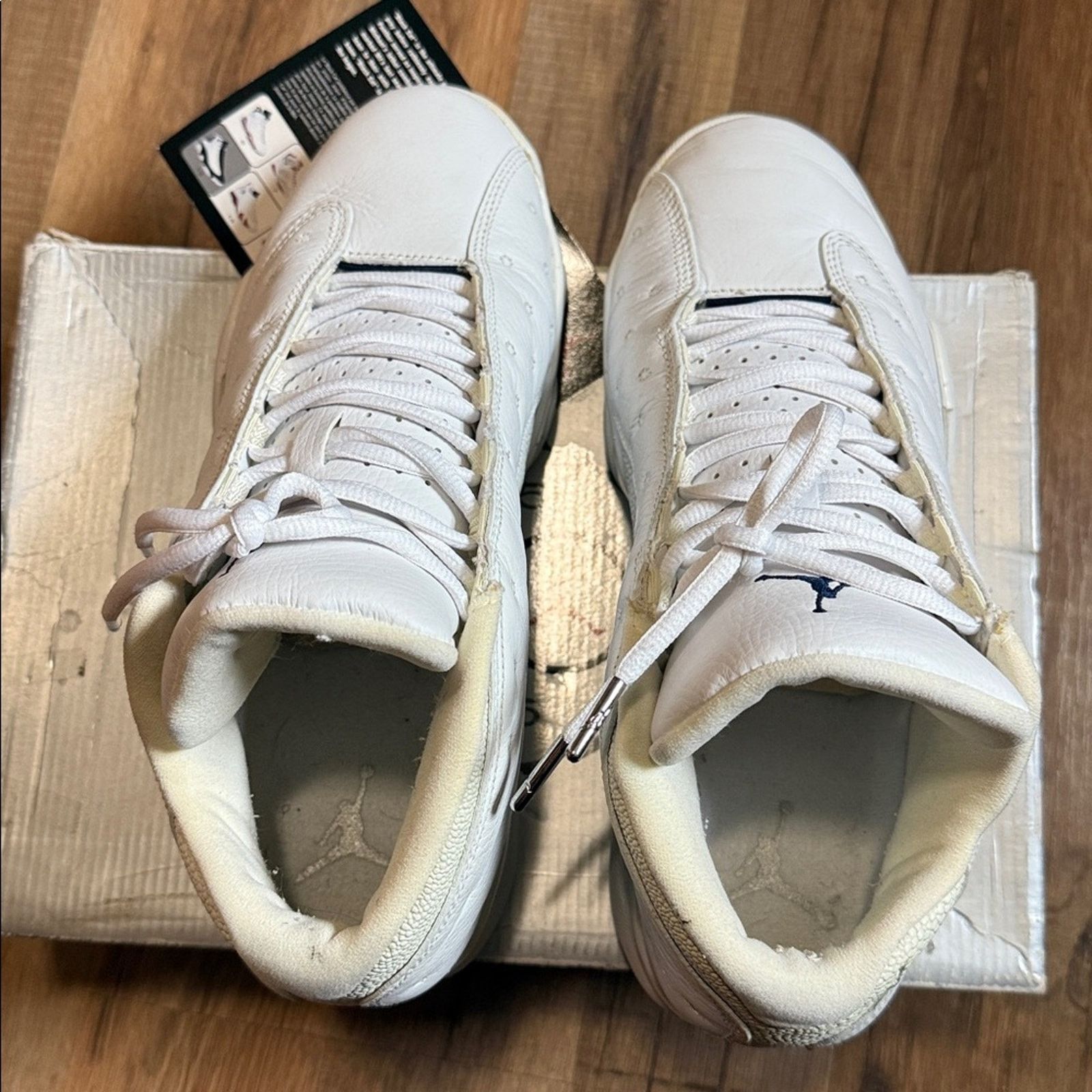 Jordan Brand 2005 Jordan 13 Retro Low White Metallic Silver Ice Blue Size US 9 / EU 42 - 2 Thumbnail