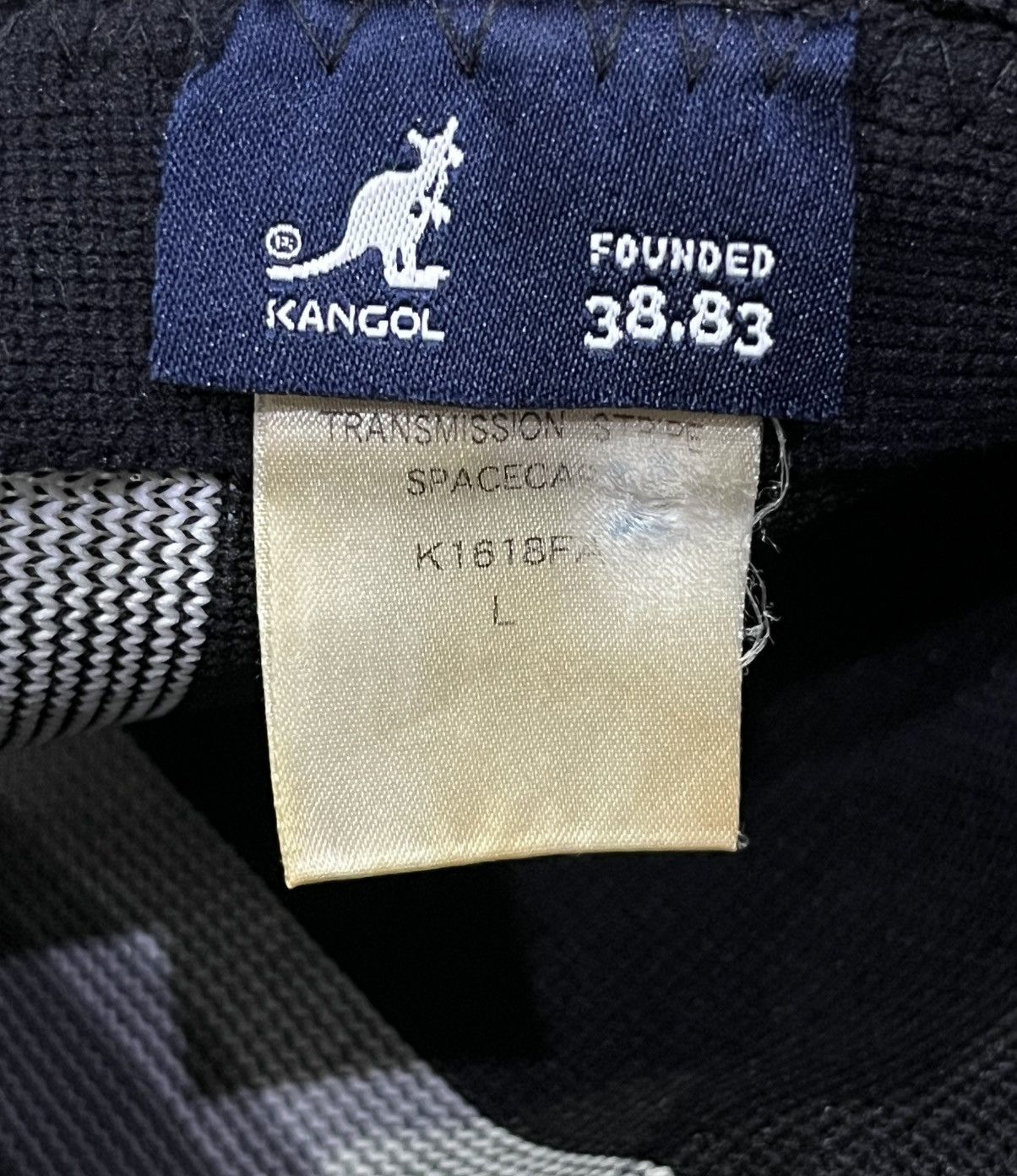 Kangol Vintage Kangol Transmission Stripe Space Cap Size ONE SIZE - 7 Thumbnail