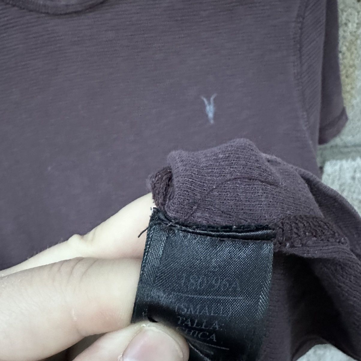 Allsaints Luxury Allsaints T-shirts Basic Fit Size Small Y2K 00s USA Size US S / EU 44-46 / 1 - 7 Thumbnail