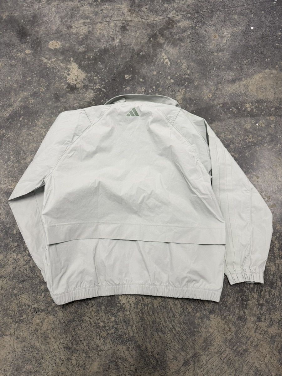 Adidas Brand New Adidas Silver Zip-Up Windbreaker Golf Jacket Sz. L Size US L / EU 52-54 / 3 - 7 Thumbnail