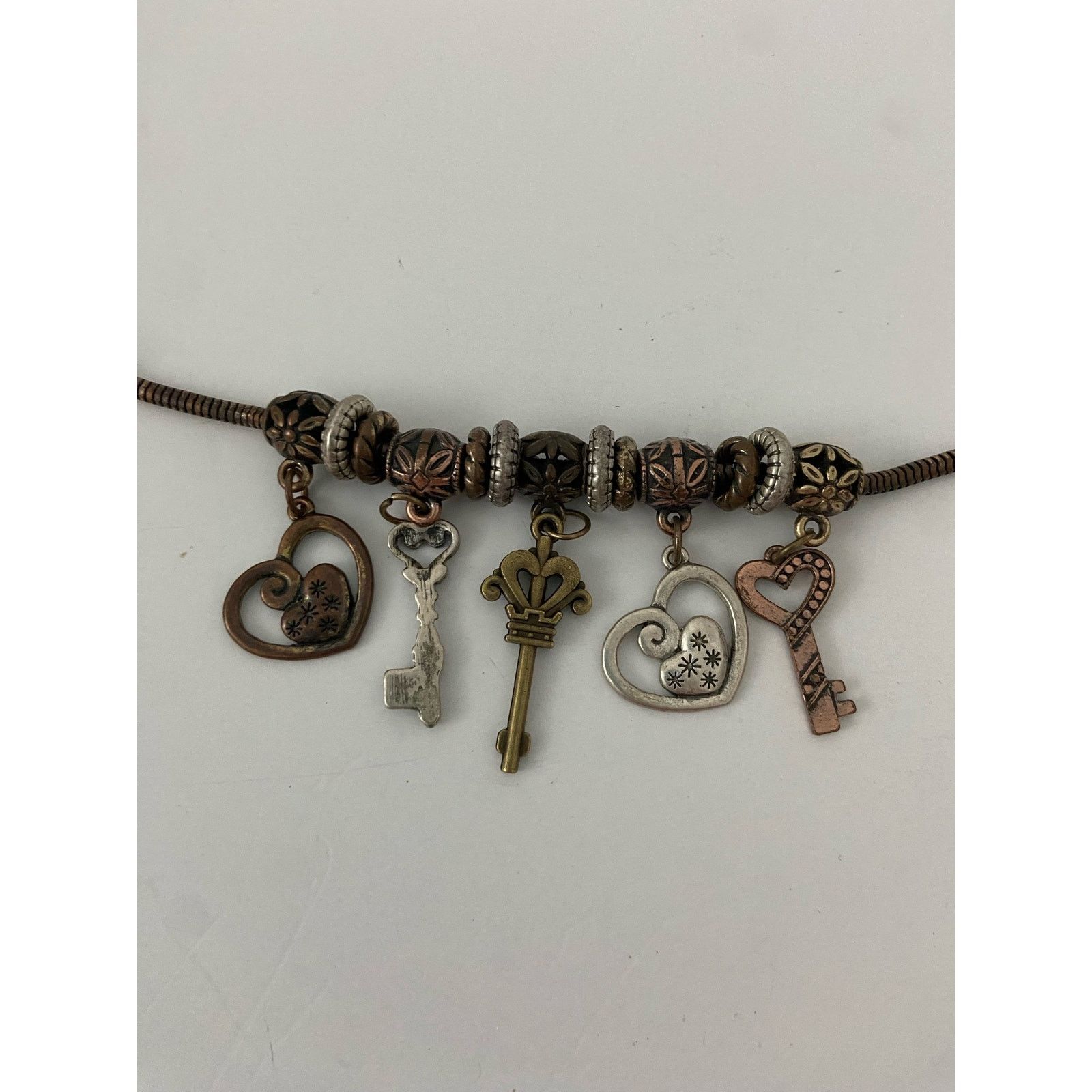 Other Copper tone key charm bracelet Size ONE SIZE - 5 Thumbnail