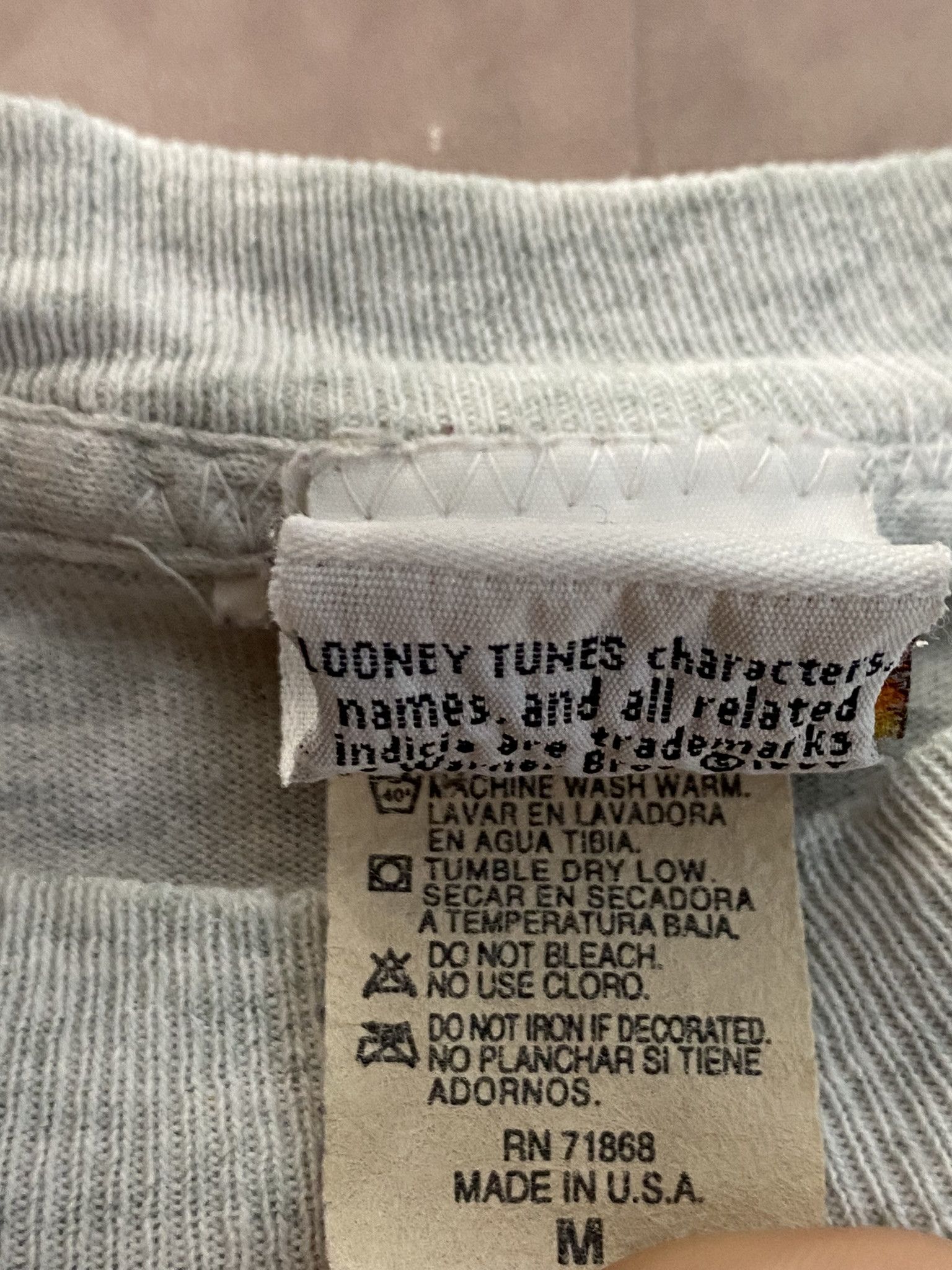 Vintage × Warner Bros Looney Tunes 90s Tweety Bird Get A Grip 1997 Size US M / EU 48-50 / 2 - 5 Thumbnail