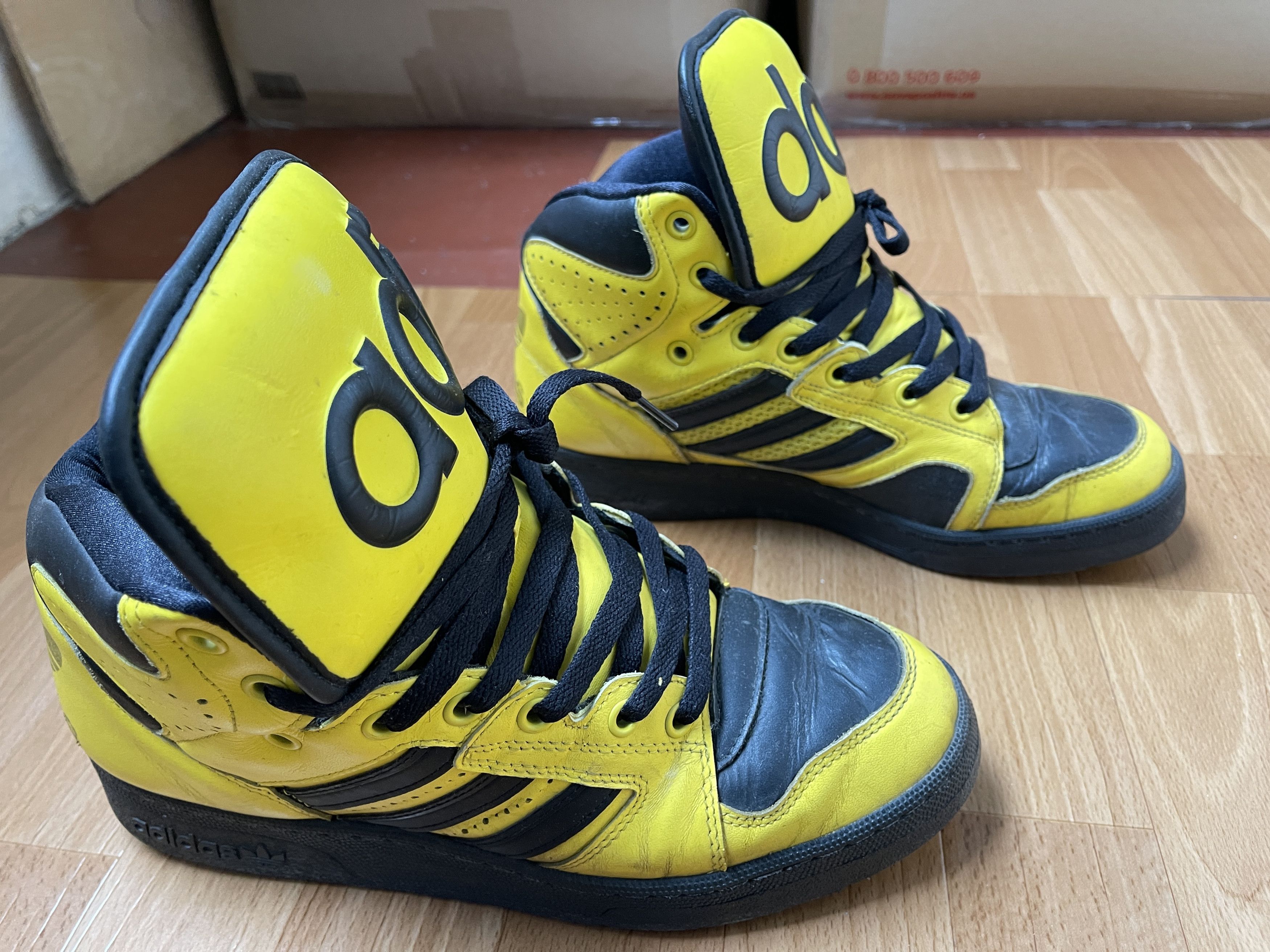Adidas × Jeremy Scott Adidas sneakers Jeremy Scott Instinct Top shoes ObyO V24530 Size US 9.5 / EU 42-43 - 10 Thumbnail