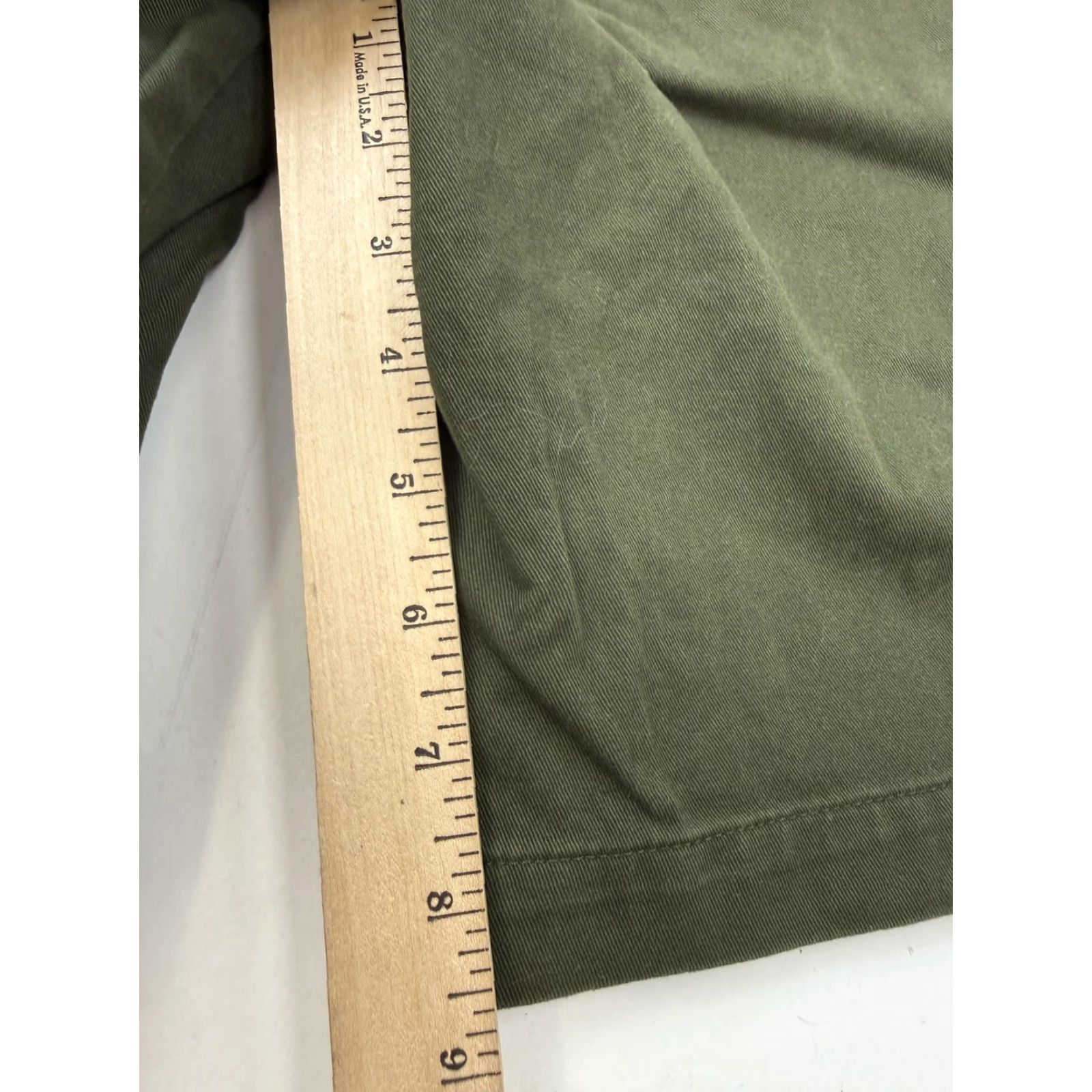 Banana Republic Banana Republic Shorts Mens 29 Green Aiden Short Stretch Chino 10 Inseam Casual Size US 29 - 6 Thumbnail