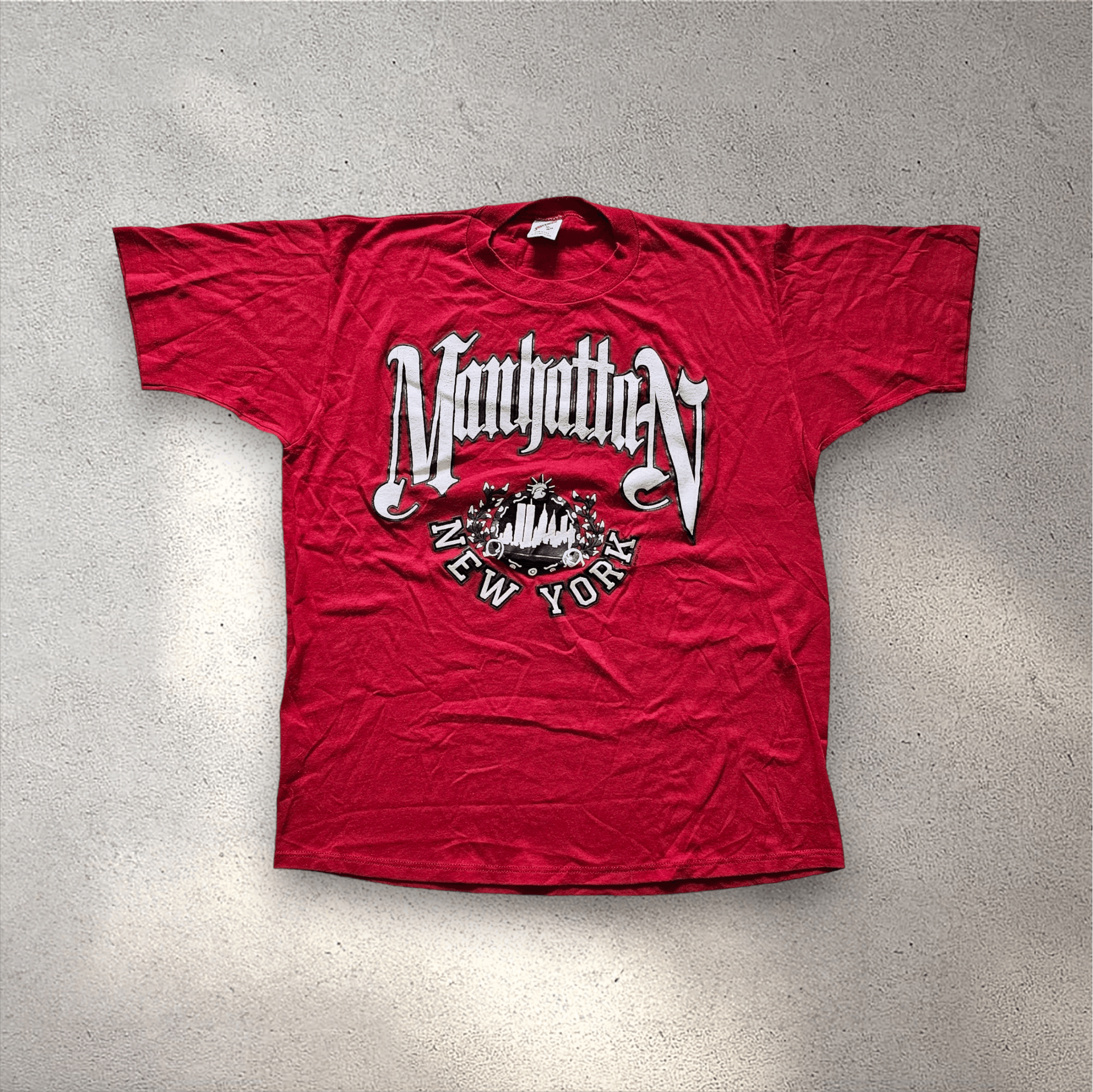 Jerzees Manhattan New York Singlestitch Tee Size US XL / EU 56 / 4 - 1 Thumbnail