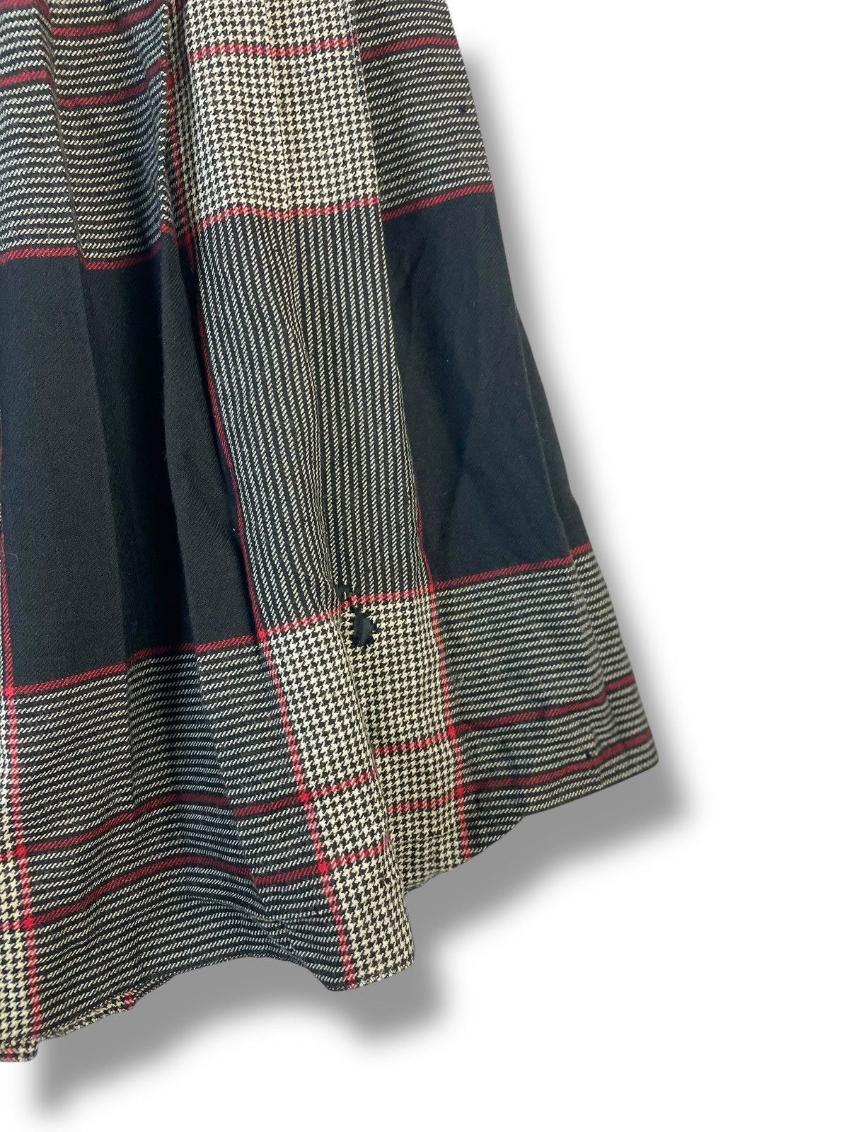 Yves Saint Laurent YVES SAINT LAURENT PARIS WOOL MIDI SKIRT Size 22" - 9 Thumbnail