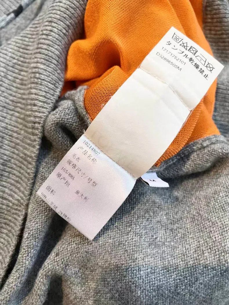 Loewe Loewe Cashmere Cutout Letter Big Logo Knit Sweater Size M / US 6-8 / IT 42-44 - 6 Thumbnail