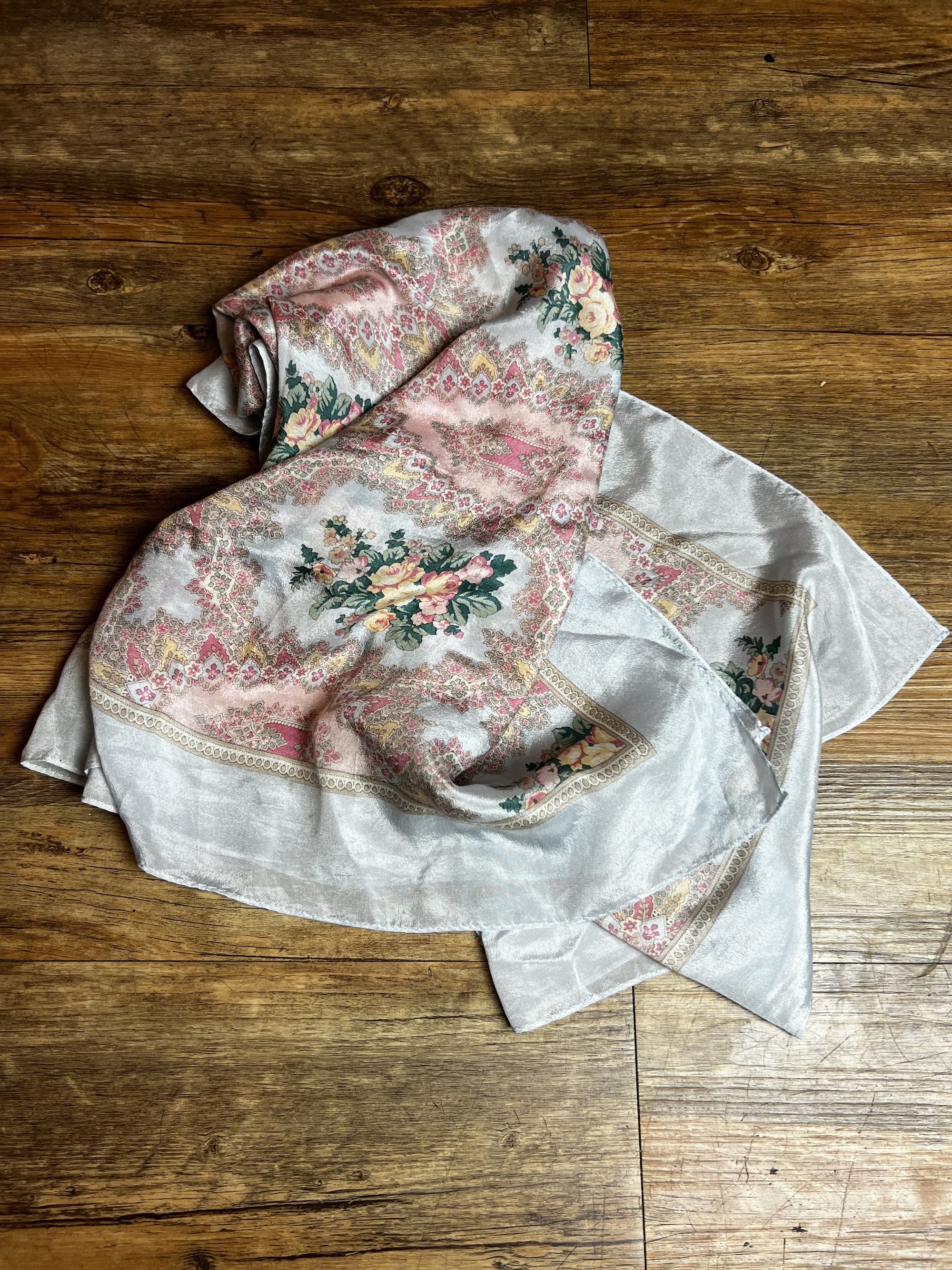 Polo Ralph Lauren Vintage Polo Ralph Lauren Floral Pastel French Rose Pattern Size ONE SIZE - 9 Thumbnail