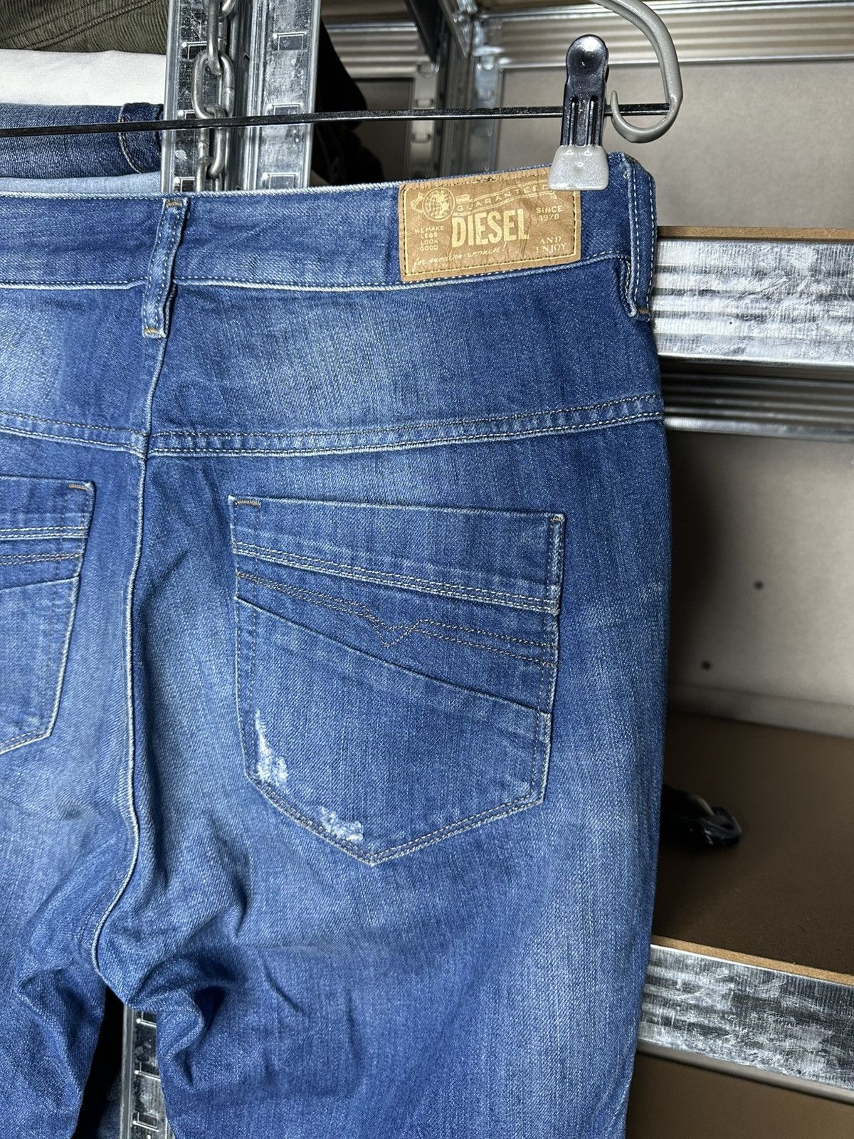 Diesel DIESEL FAYZA 26 x 32 Women’s s Denim Jeans Pants Tapered Leg Size 26" / US 2 / IT 38 - 14 Thumbnail