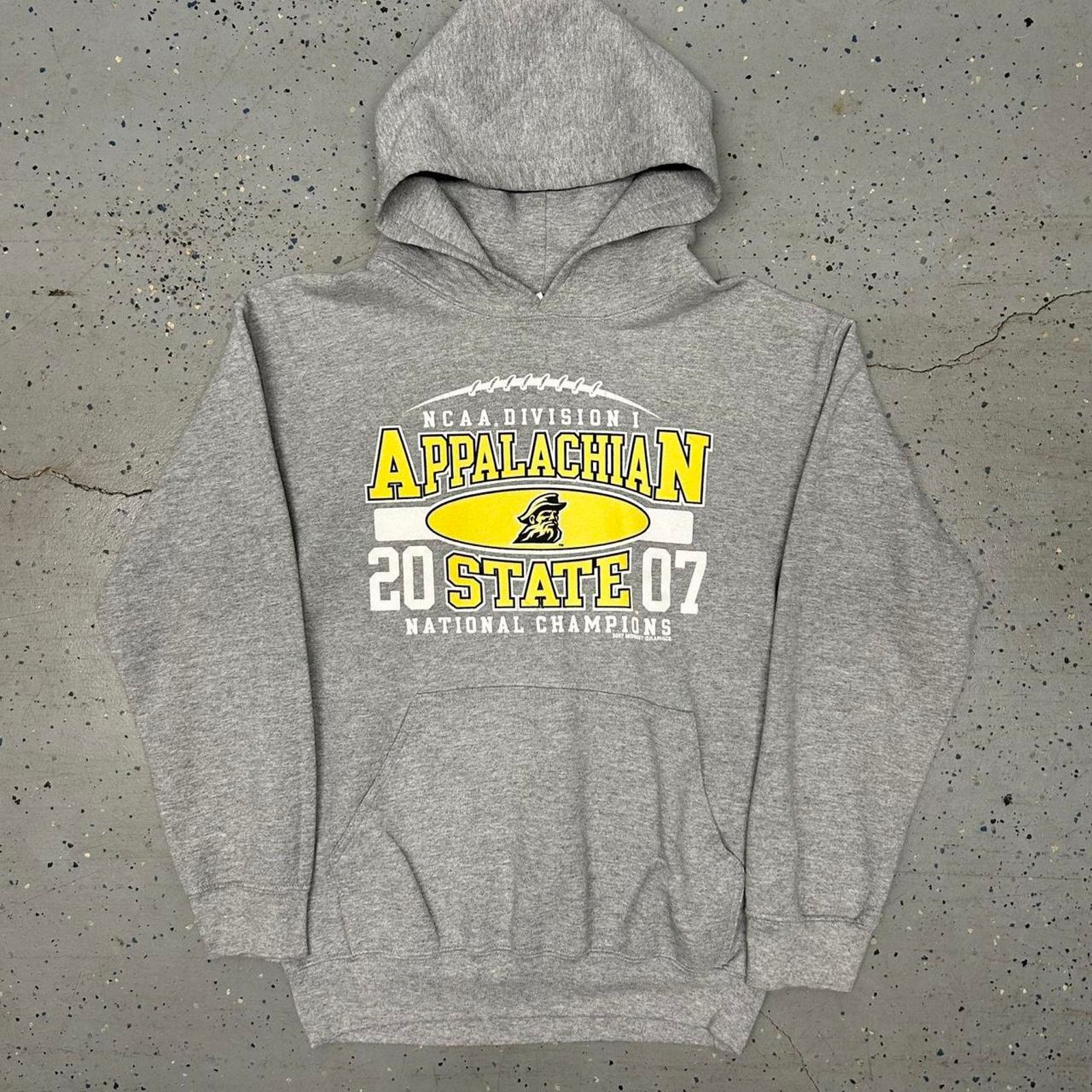 Gildan 2007 Grey and yellow Gildan Appalachian State hoodie Size US S / EU 44-46 / 1 - 1 Thumbnail