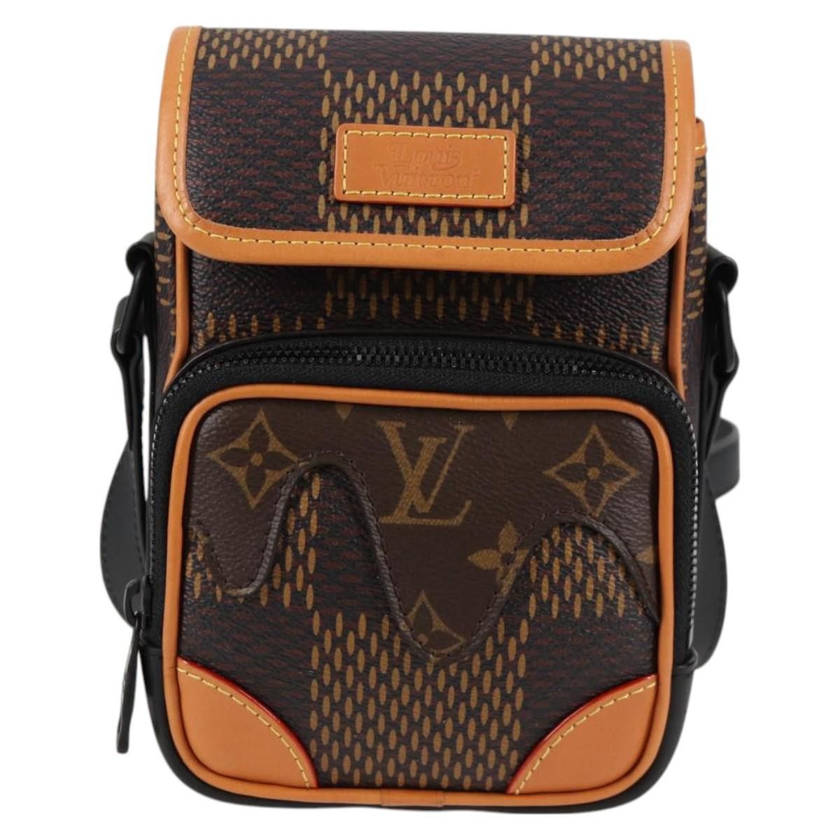 Louis Vuitton Louis Vuitton Amazon shoulder Size ONE SIZE - 1 Thumbnail