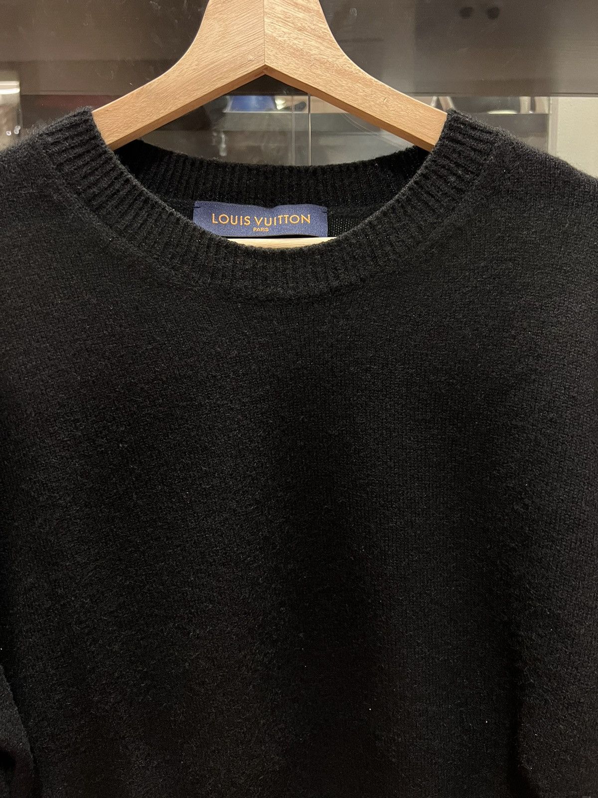 Louis Vuitton Louis Vuitton Cashmere Knit Sweater Black Size US XL / EU 56 / 4 - 2 Thumbnail