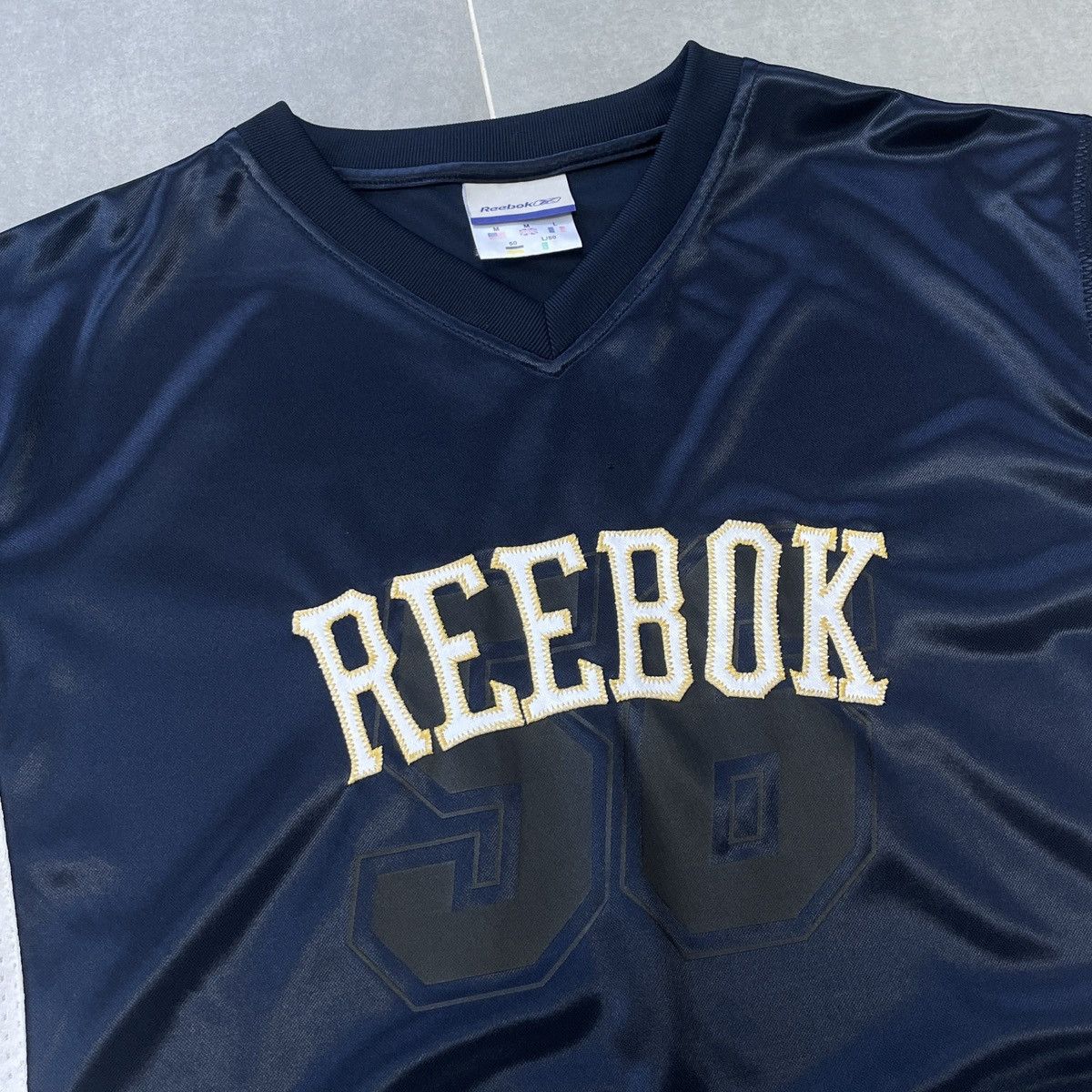Reebok × Vintage Vintage Reebok Embroidered Logo T-Shirt Size M Size US M / EU 48-50 / 2 - 10 Thumbnail