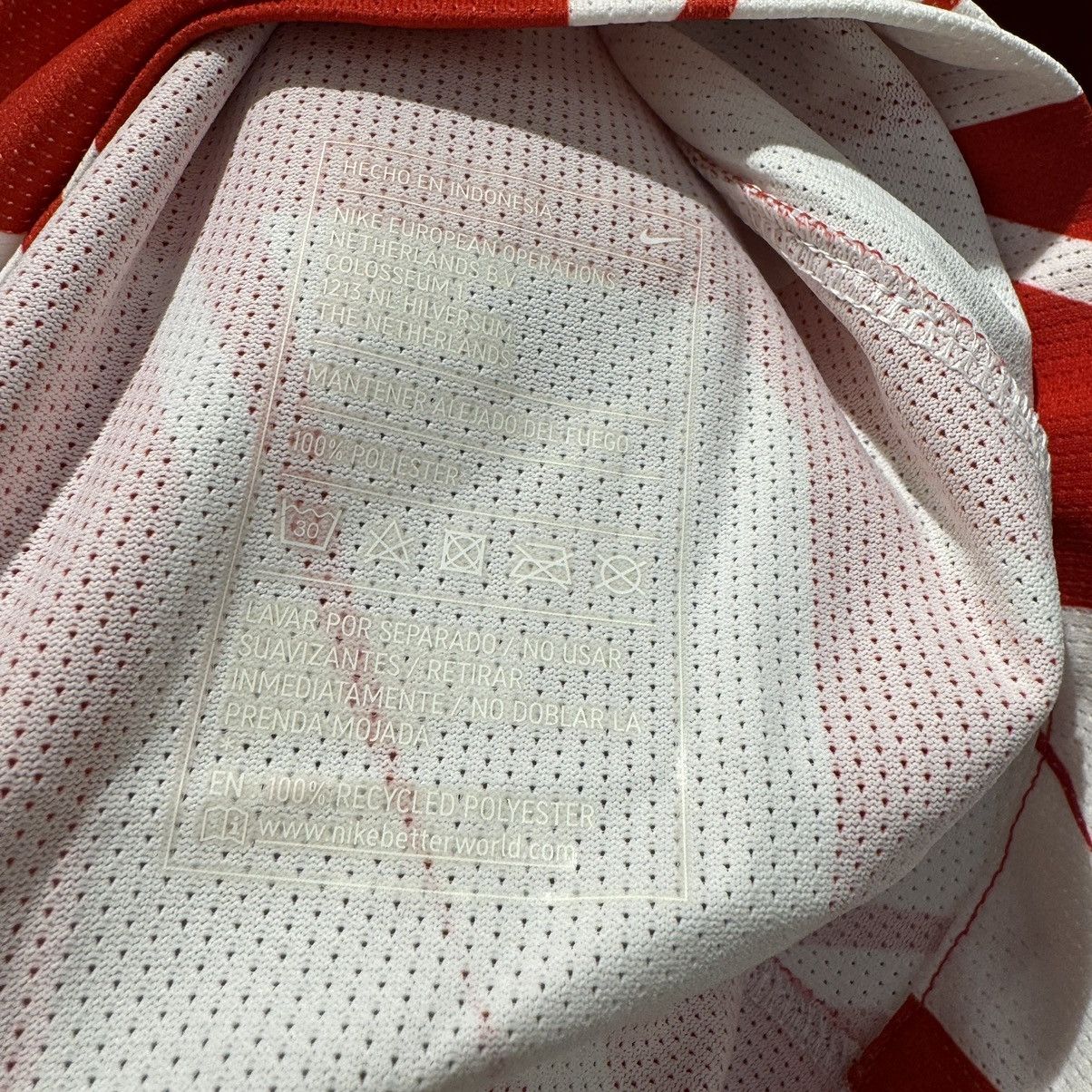 Nike Atletico Madrid 17/18 player issue L/S farewell #9 F.Torres Size US S / EU 44-46 / 1 - 11 Thumbnail