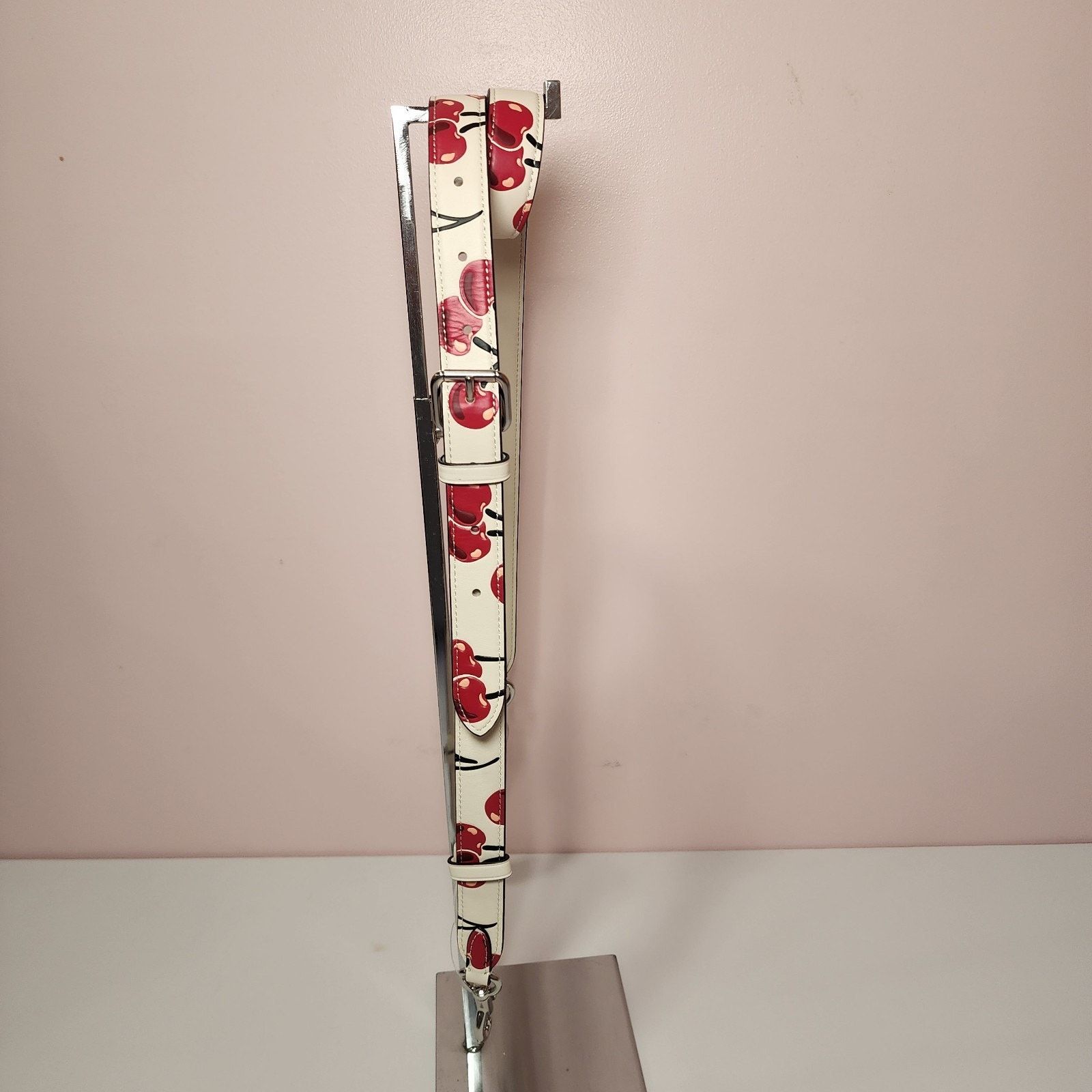 Coach Coach CZ02 Novelty Strap Cherry Print Reversible Crossbody Size ONE SIZE - 3 Thumbnail