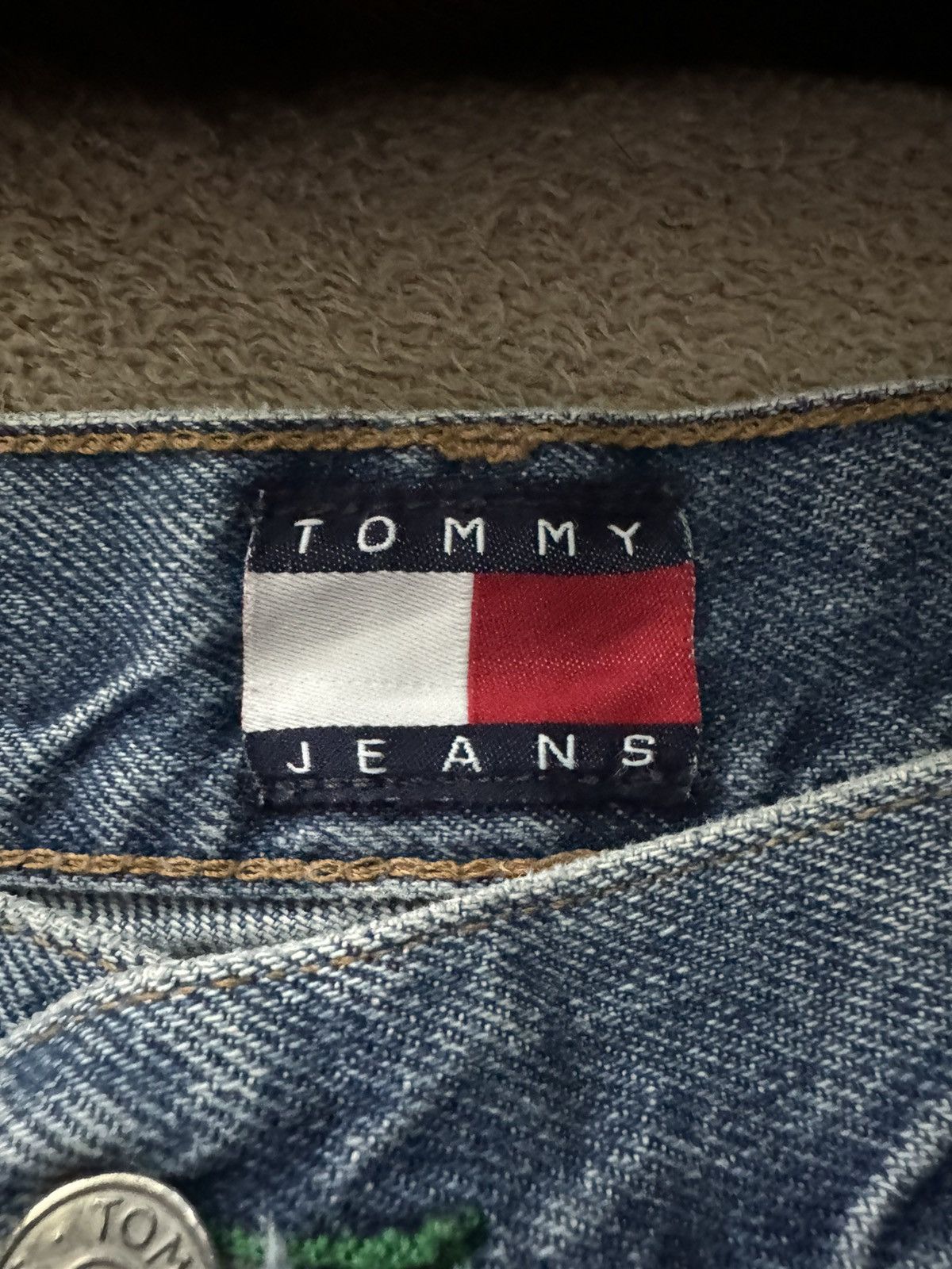 Tommy Hilfiger Tommy Hilfiger Jeans Size US 34 / EU 50 - 2 Thumbnail