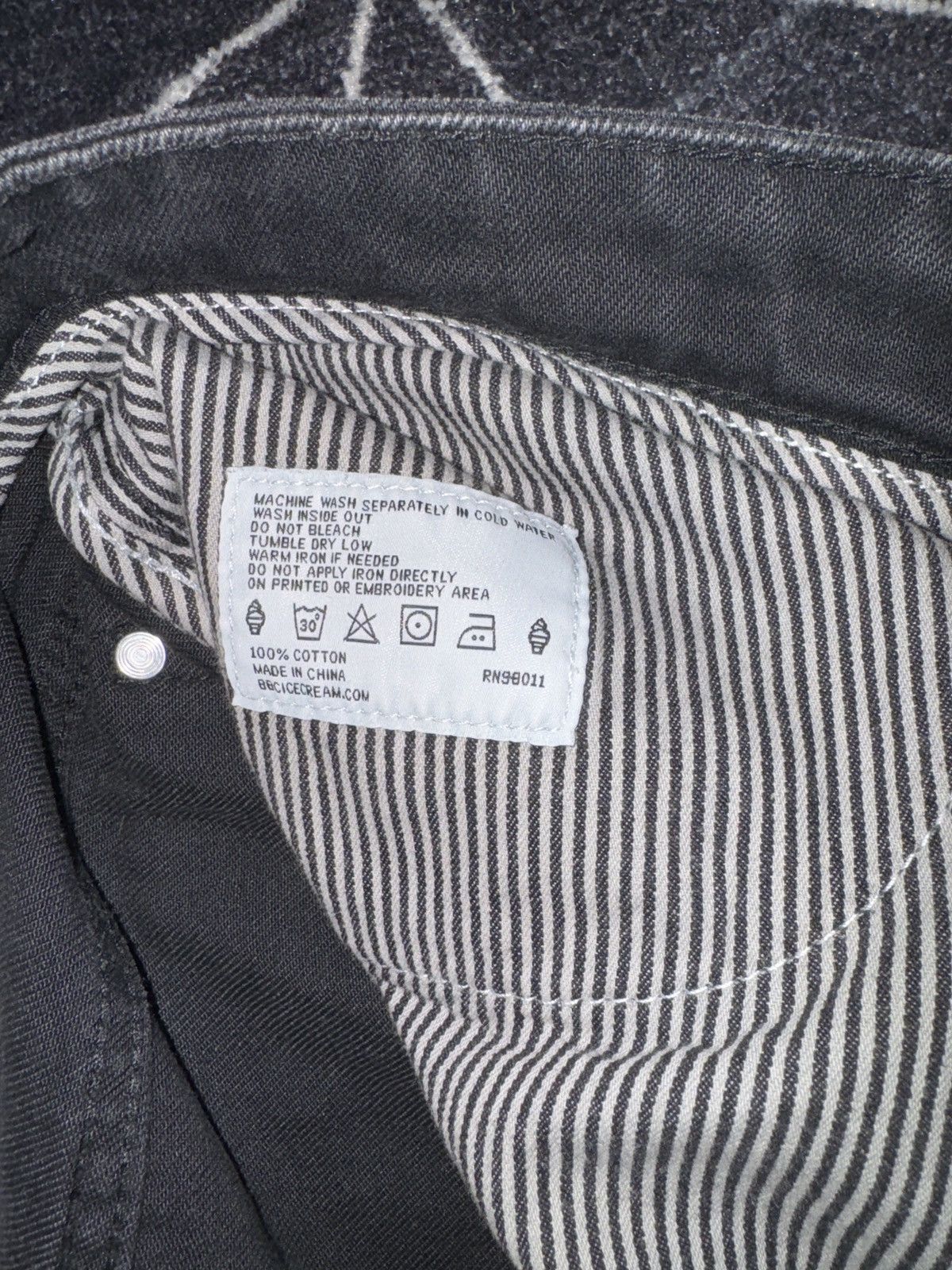 Icecream Running Dog Ice Cream Jeans Size US 34 / EU 50 - 7 Thumbnail