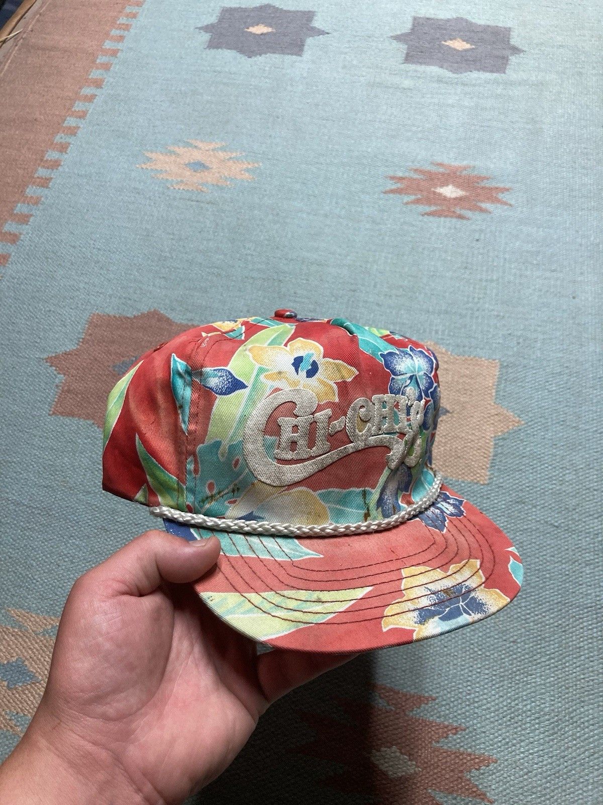 Vintage SnapBack hat Chi Chi’s Hawaiian floral flowers distres faded Size ONE SIZE - 1 Thumbnail