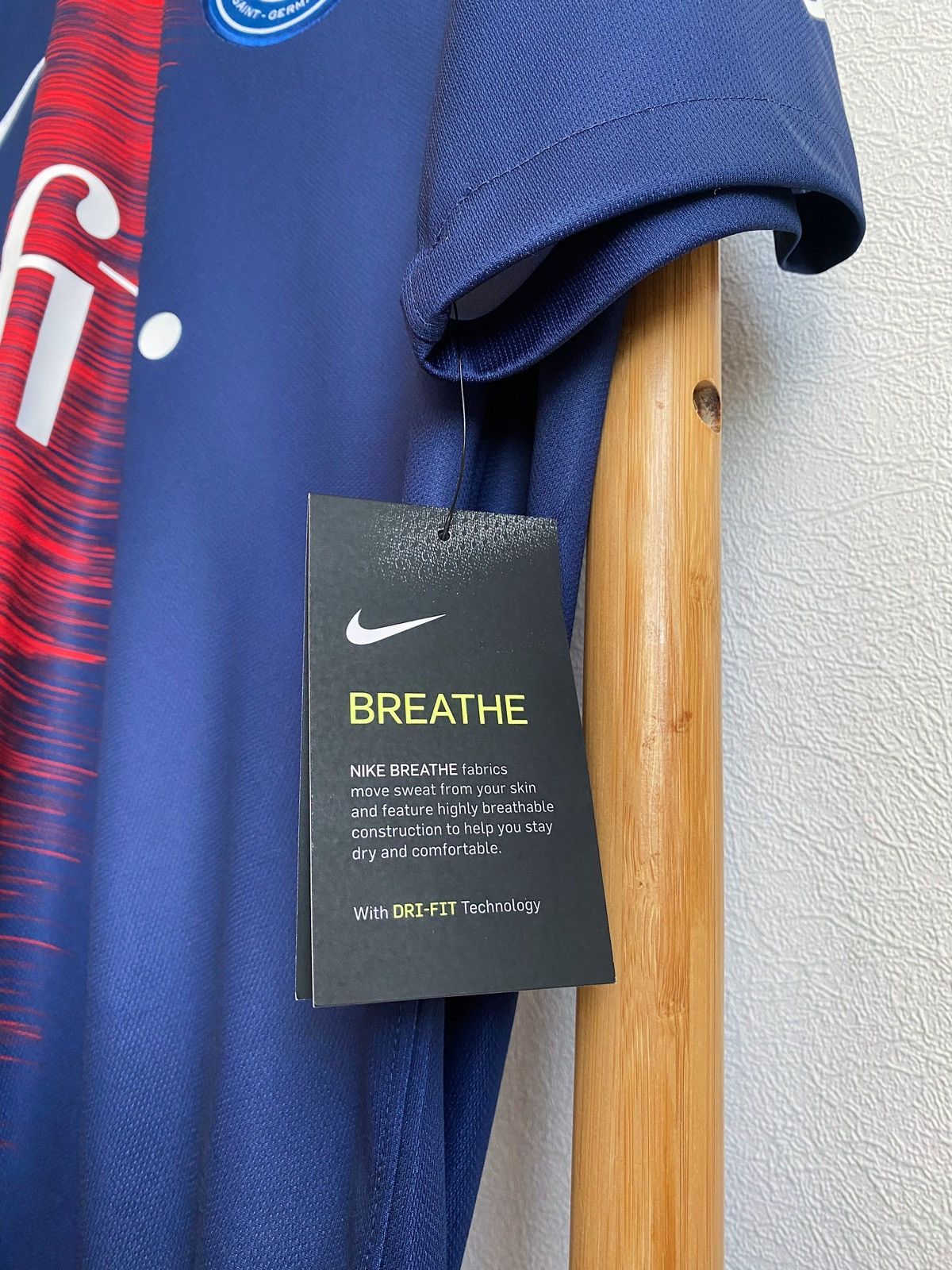 Nike BNWT NIKE PSG 2018/2019 Home Handball Shirt Jersey Size US M / EU 48-50 / 2 - 20 Thumbnail