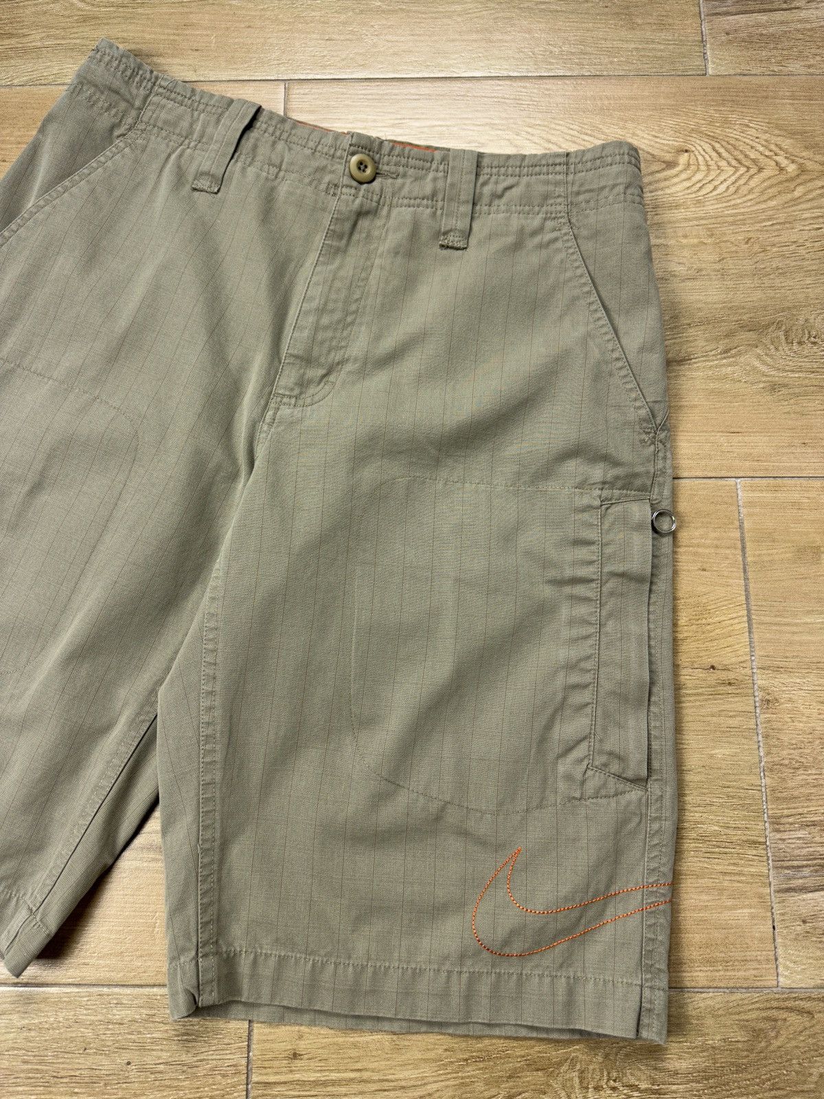 Nike × Vintage Vintage Y2K Nike Big Swoosh Cargo Shorts Size US 30 / EU 46 - 4 Thumbnail