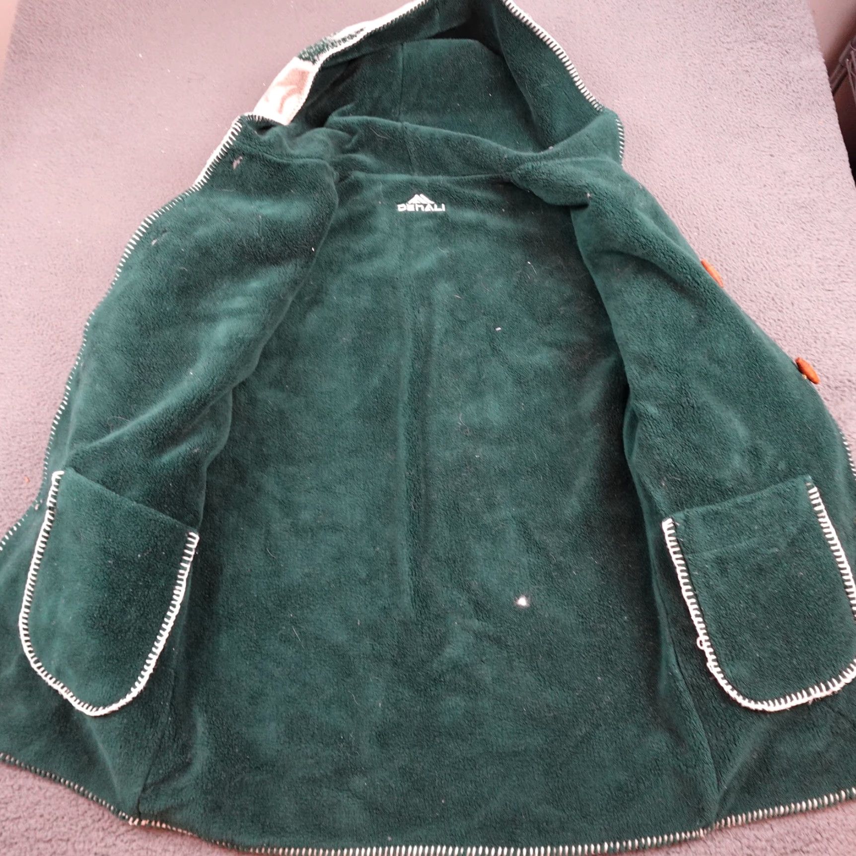 Vintage Denali Coat Womens Medium White Fleece Hooded Toggle Moose Print Lined Parka Button Pocket Swing Size M / US 6-8 / IT 42-44 - 4 Thumbnail