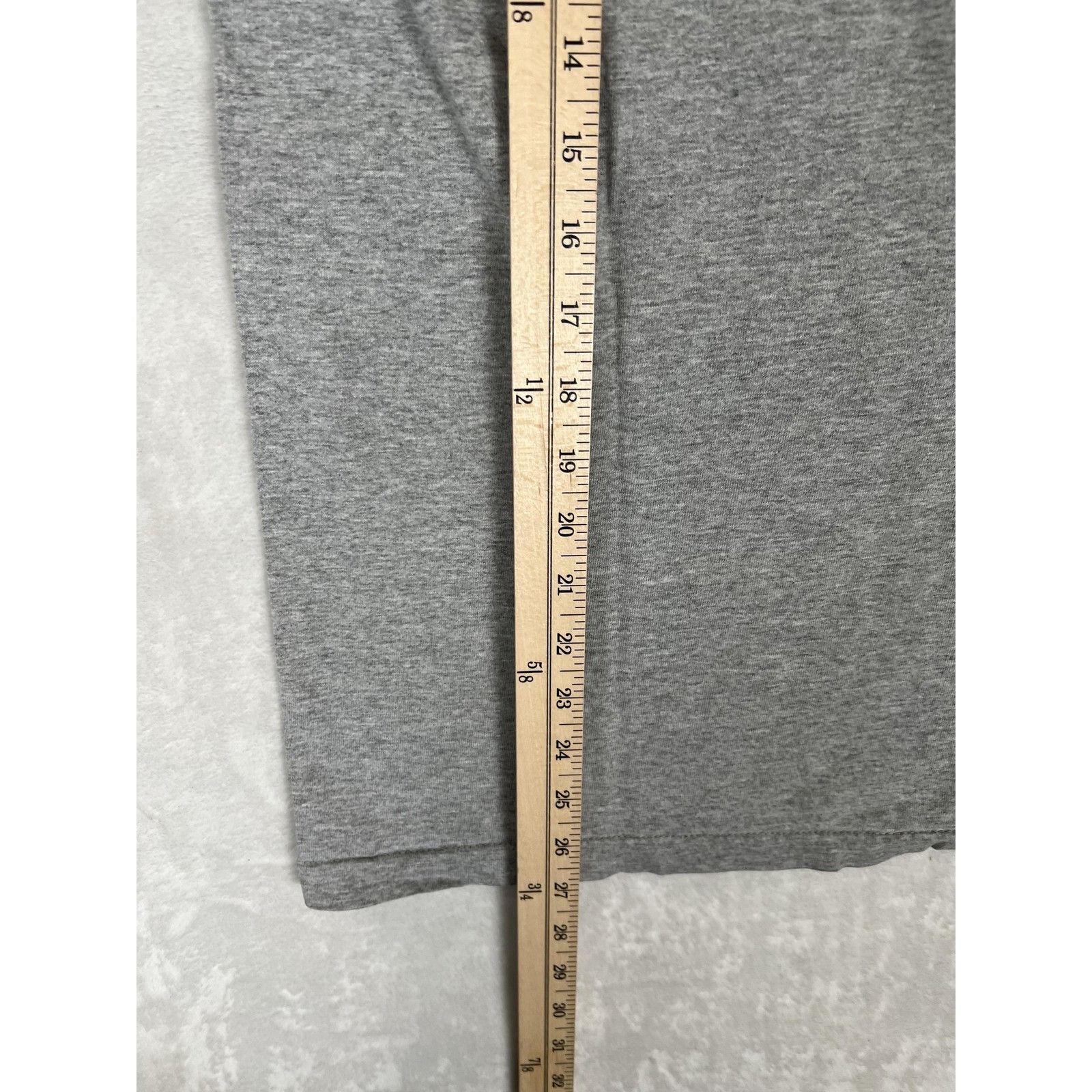Mossimo Vintage Mossimo T-Shirt Mens Medium Ghost Print Gray Graphic Size US M / EU 48-50 / 2 - 5 Thumbnail