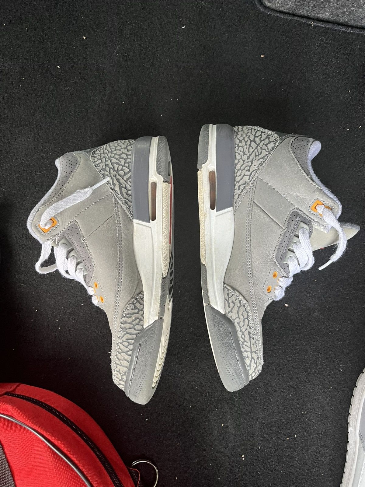 Jordan Brand Jordan 3s Size US 7 / EU 40 - 2 Thumbnail