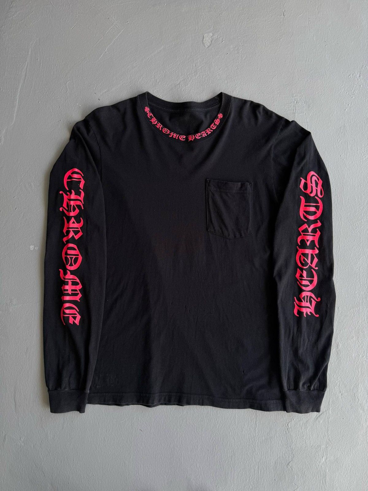 Chrome Hearts Neck Red Script Logo Longsleeves