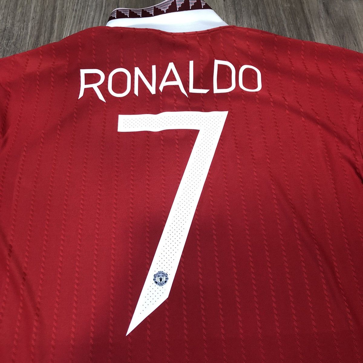 Adidas Manchester United 22/23 player issue shirt #7 Ronaldo Size US L / EU 52-54 / 3 - 4 Thumbnail