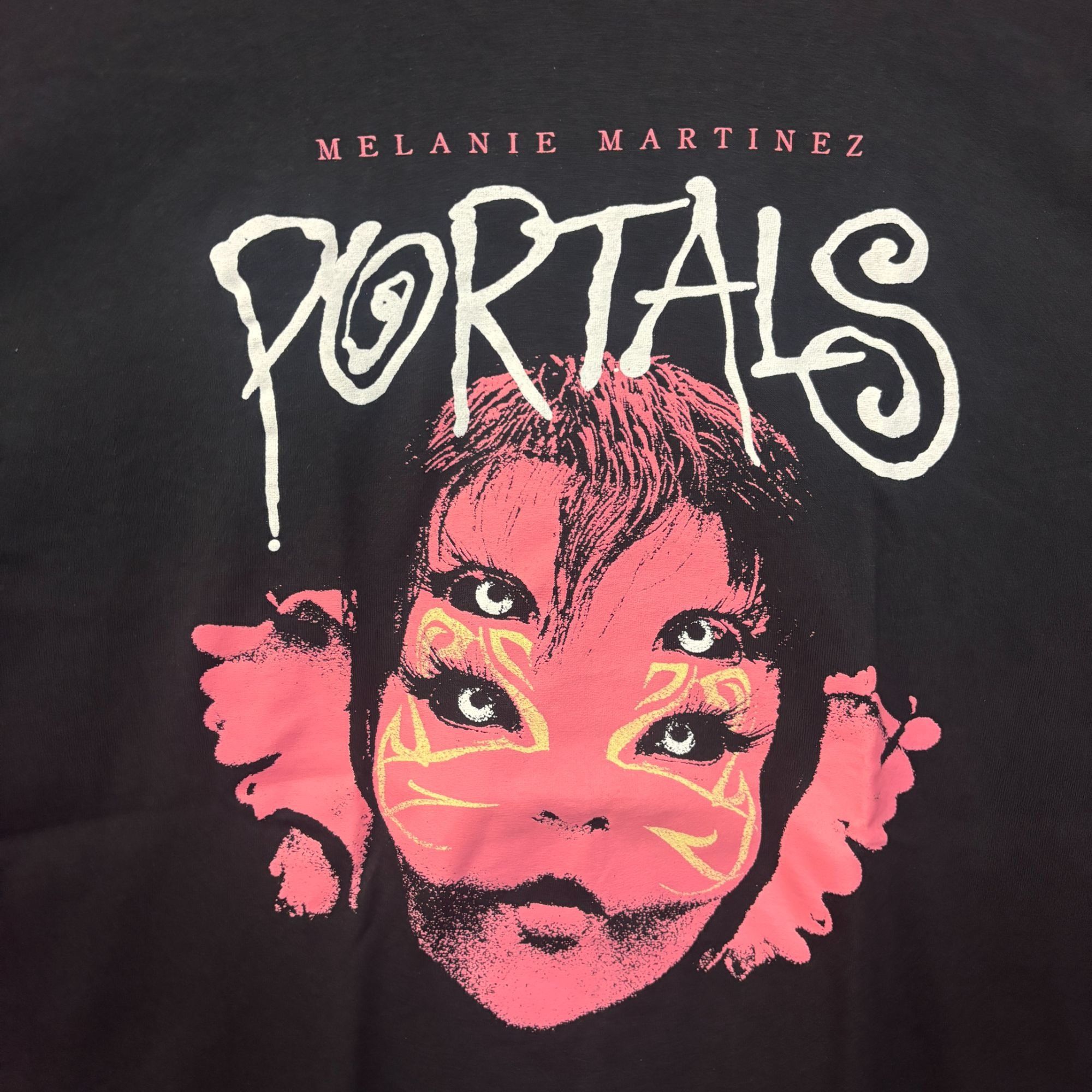 Band Tees Melanie Martinez Portals Cry Baby Electropop Artist Tee larg Size US L / EU 52-54 / 3 - 2 Thumbnail