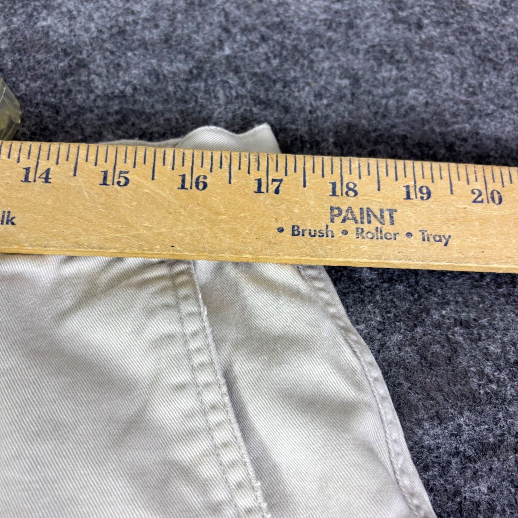 Quiksilver Quiksilver Cargo Shorts Size 36 Men Beige Cotton Twill Relaxed Cotton Cargo Pocket 90s Vintage Incel? Size US 36 / EU 52 - 6 Thumbnail