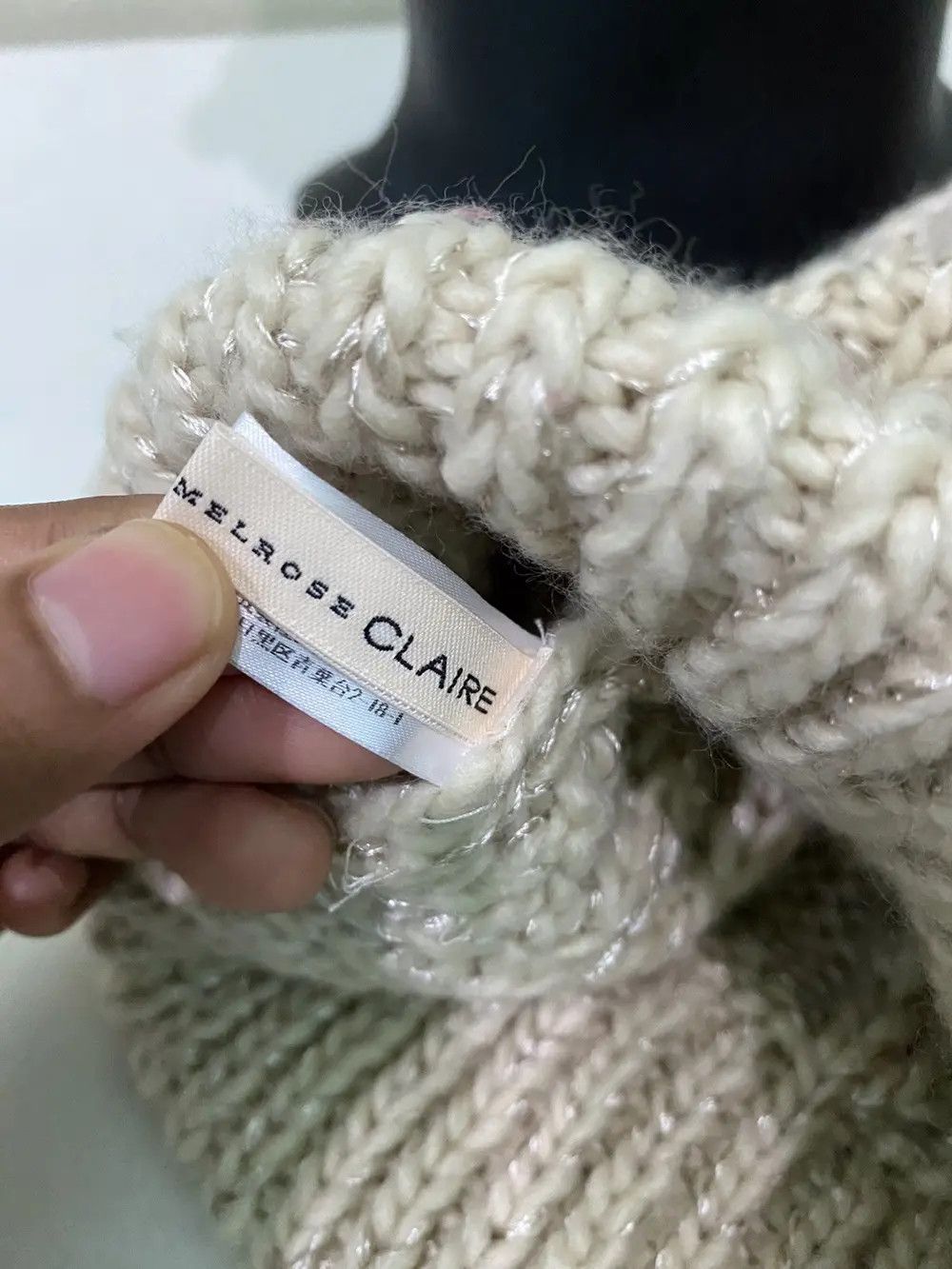 Melrose × Vintage Melrose Claire Knit Bobble Beanie Hat Size ONE SIZE - 5 Thumbnail