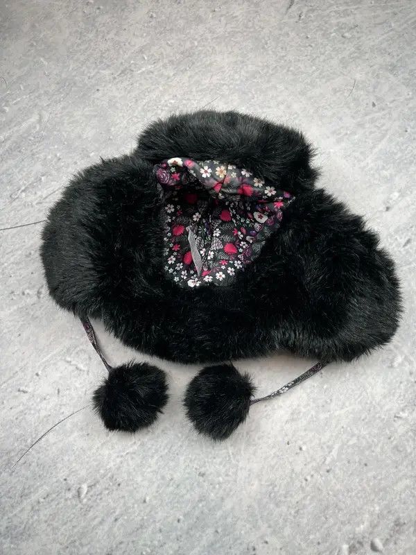 VIBE Avant-garde Trapped Fur ski hat with ears Lil Yachty style Size ONE SIZE - 7 Thumbnail