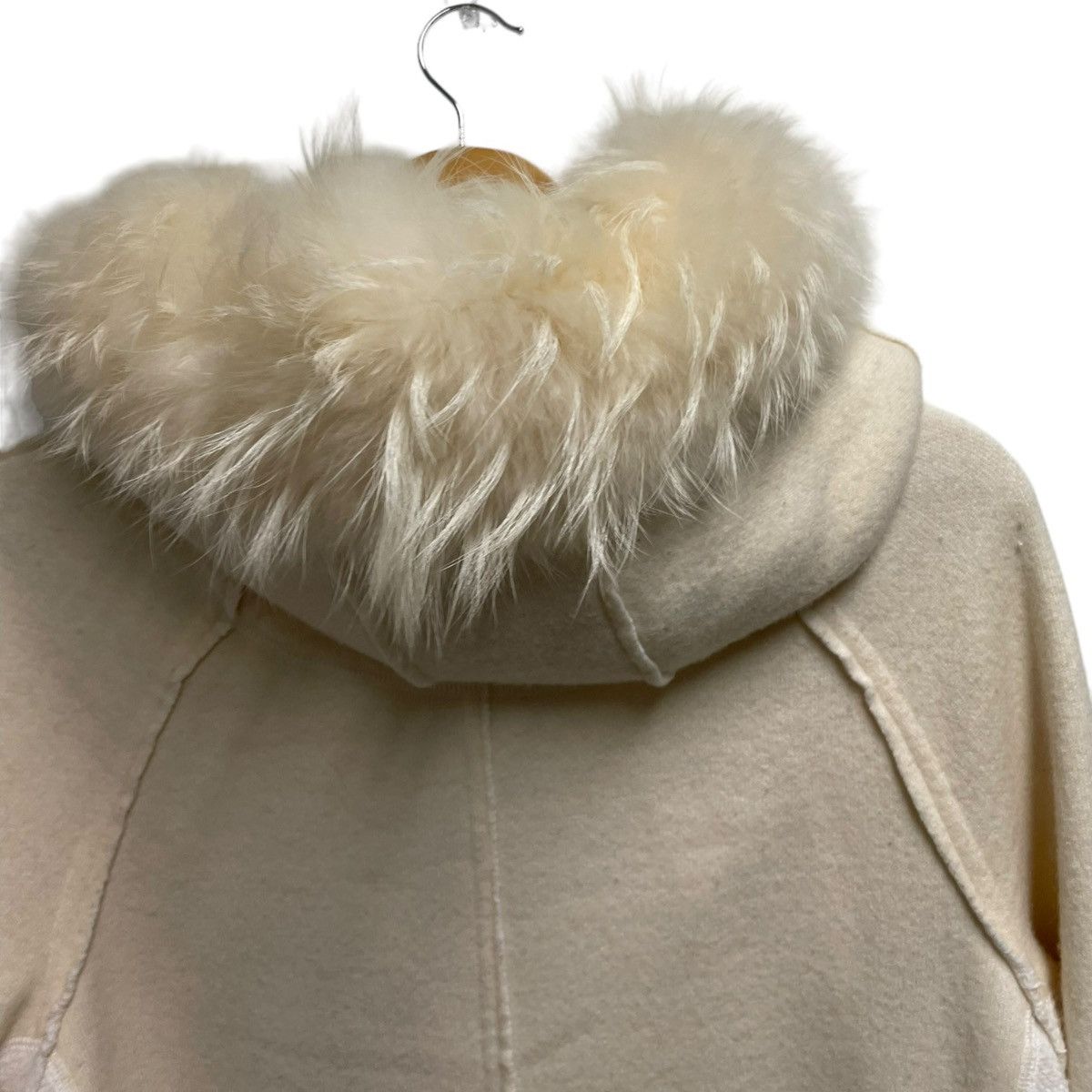 Le Grande Bleu (L.G.B.) Lgb white fur parka Size US L / EU 52-54 / 3 - 6 Thumbnail