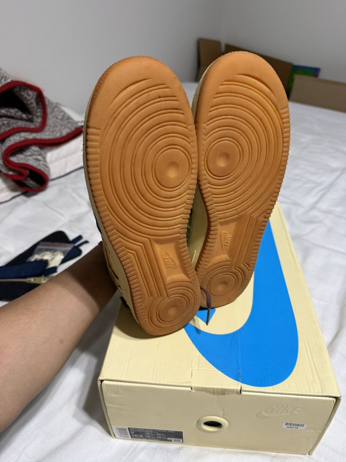 Nike × Travis Scott Nike Air Force 1 Low Cactus Jack Size US 9 / EU 42 - 6 Thumbnail