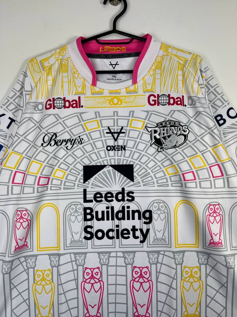 Other OXEN Leeds Rhinos Rugby League White Pink Jersey Size 2XL Size US XXL / EU 58 / 5 - 2 Thumbnail