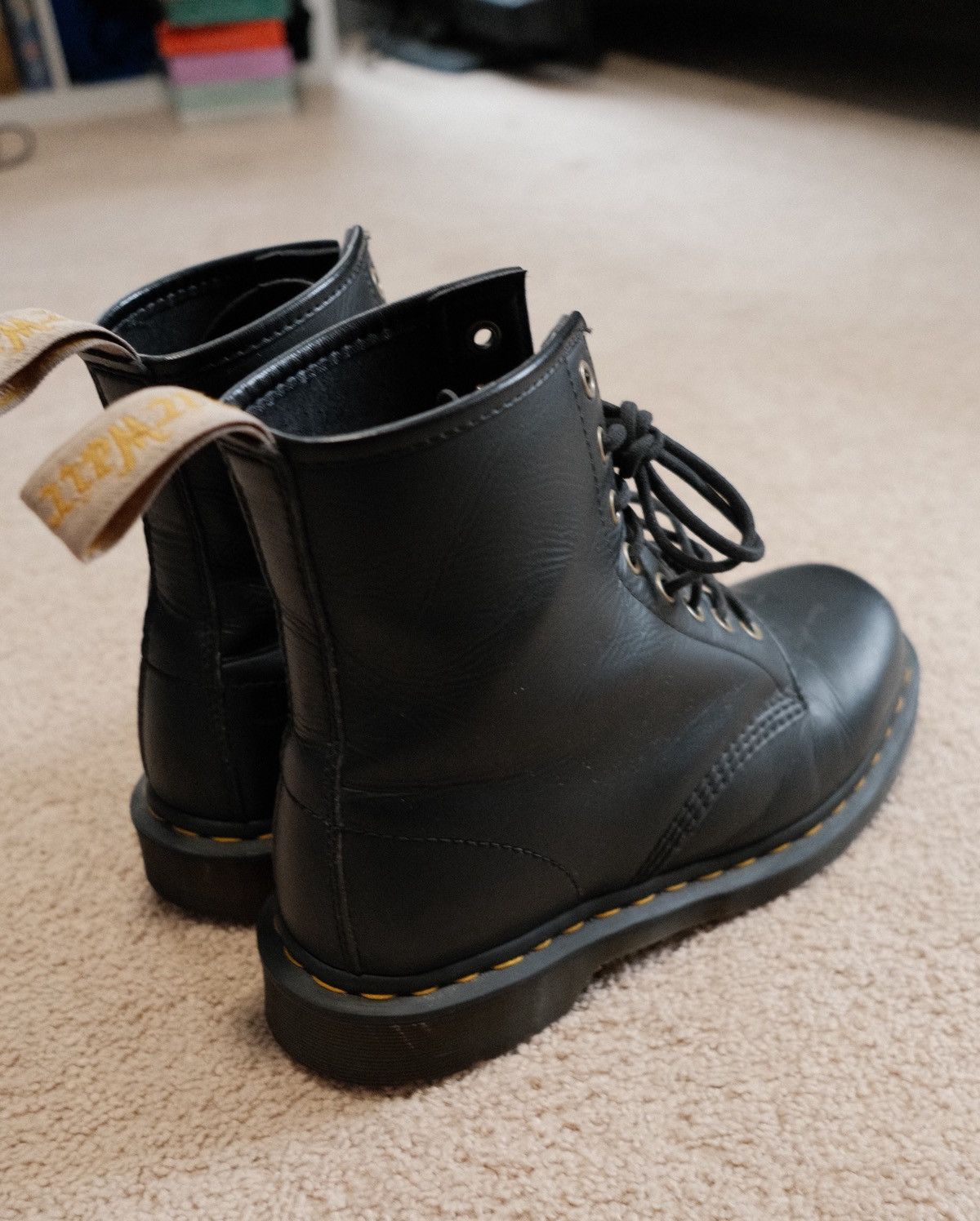 Dr. Martens Vegan Doc Marten 1460 Felix Size US 9 / EU 42 - 2 Thumbnail