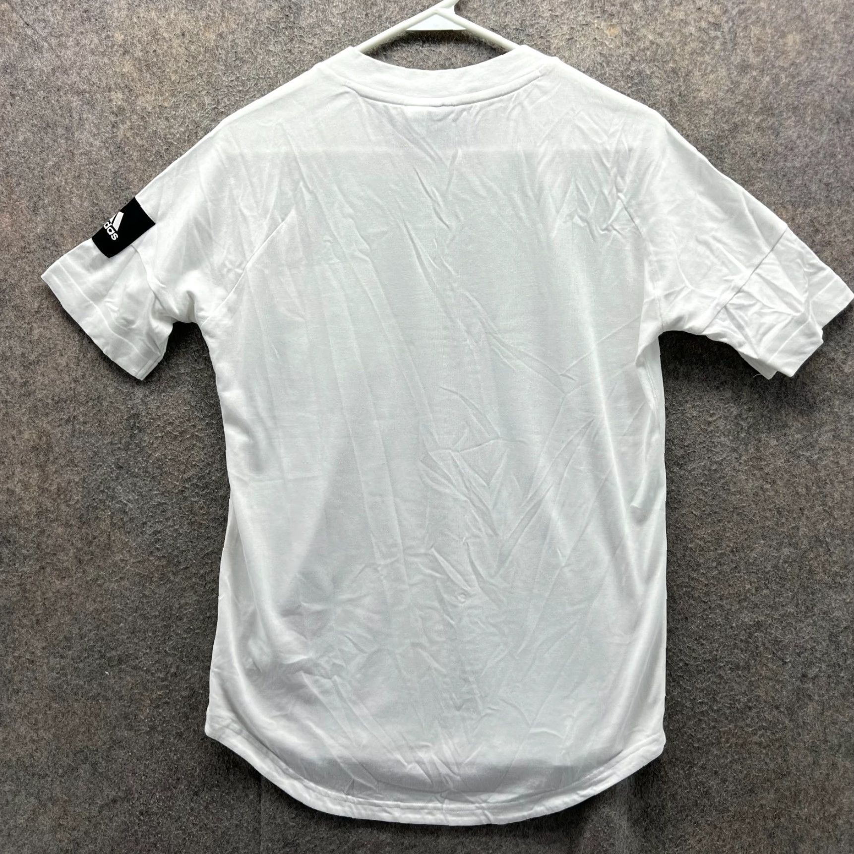 Adidas VINTAGE Adidas Shirt Mens XS White Crewneck Pocket Tee Monogram Jersey Trefoil Patch Size US XS / EU 42 / 0 - 2 Thumbnail