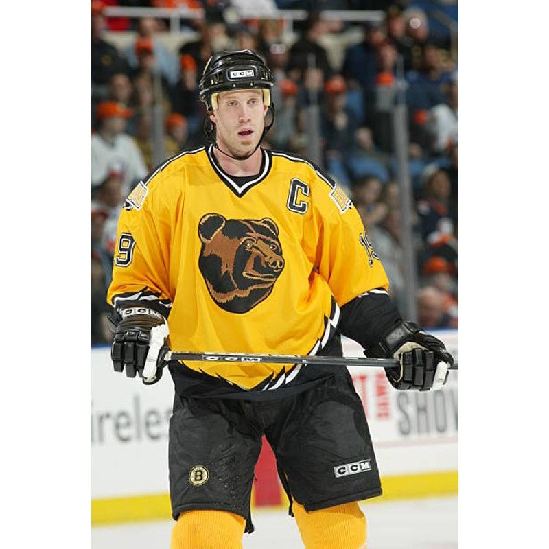 Ccm Boston Bruins 2000s CCM Pooh jersey M gold alt NHL vintage Size US M / EU 48-50 / 2 - 9 Thumbnail