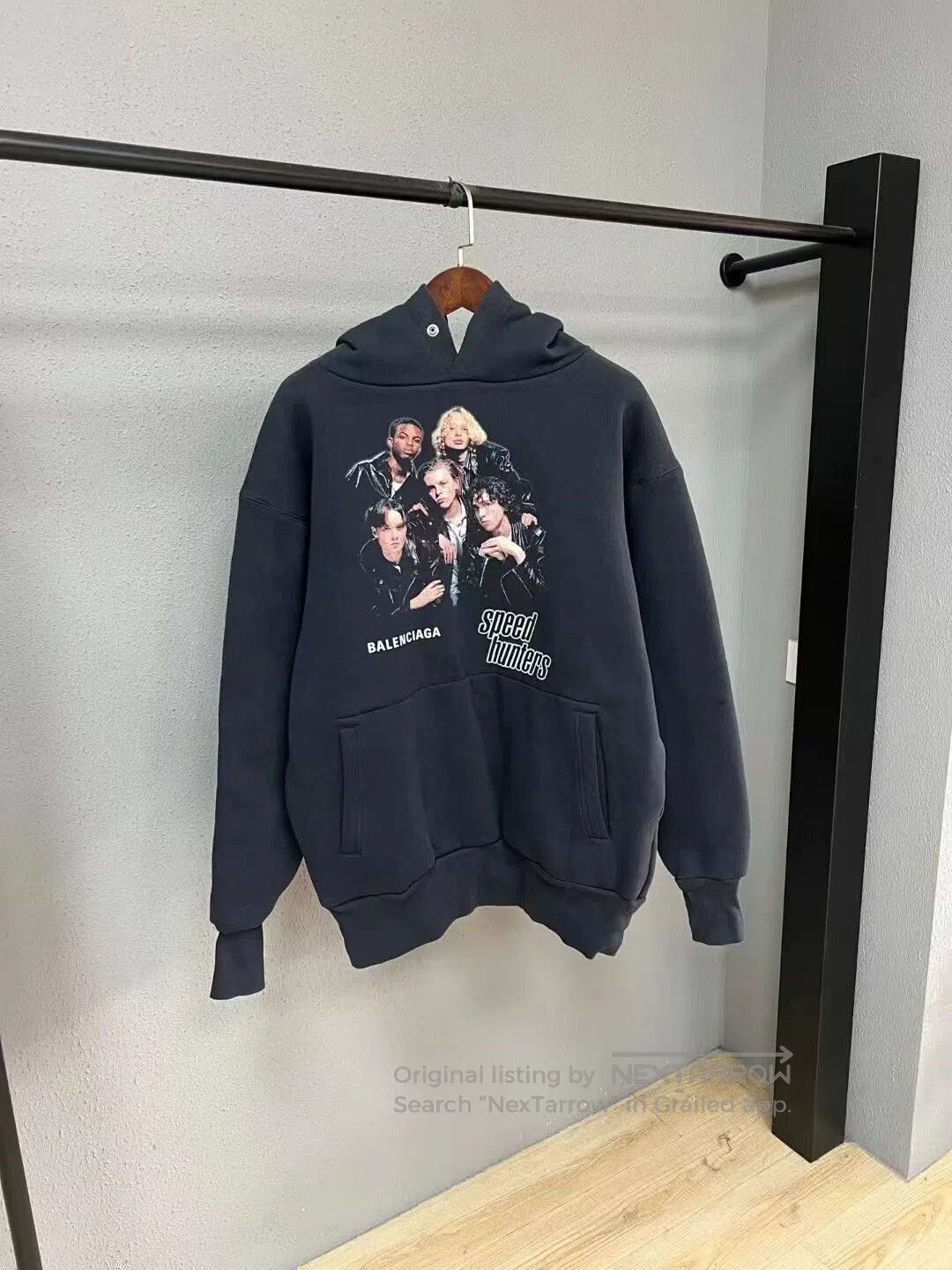 Balenciaga balenciaga oversized hoodie in dark navy. Size US XS / EU 42 / 0 - 1 Thumbnail