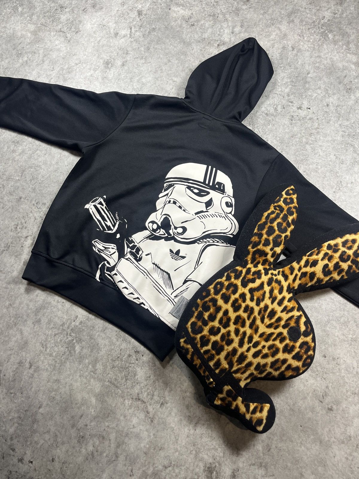 Kith × Star Wars STAR WARS | Kith Lucasfilm Vintage Hoodie M | Grailed