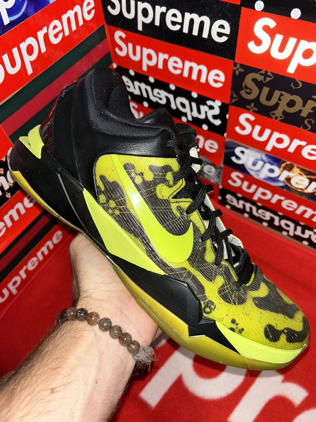 Nike Nike Kobe 7 iD Poison Frog 518386-991 size 12 Size US 12 / EU 45 - 11 Thumbnail