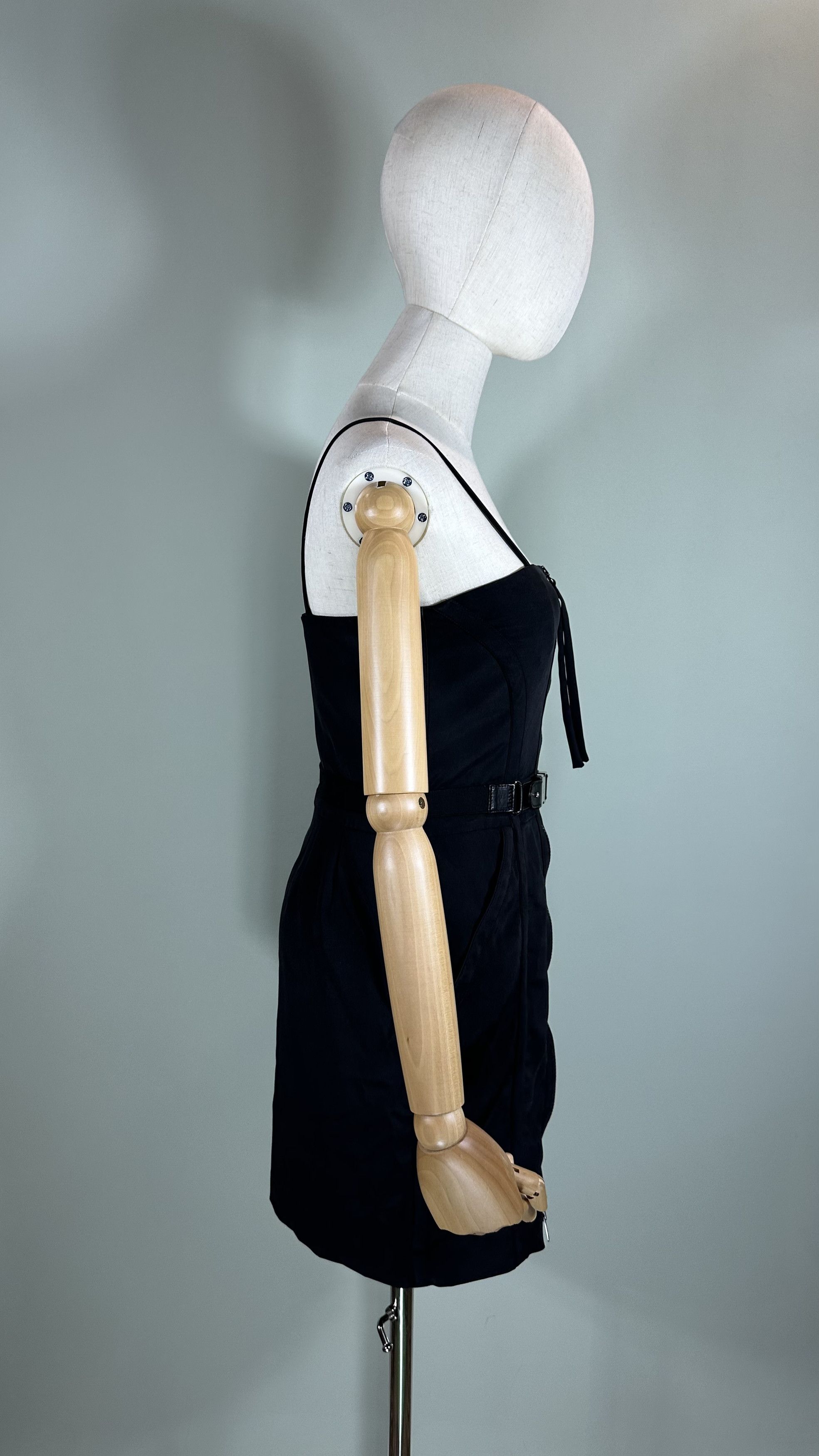 Gucci Gucci Women's Black Sexy Belted Dress Size 40 2009 Size S / US 4 / IT 40 - 10 Thumbnail